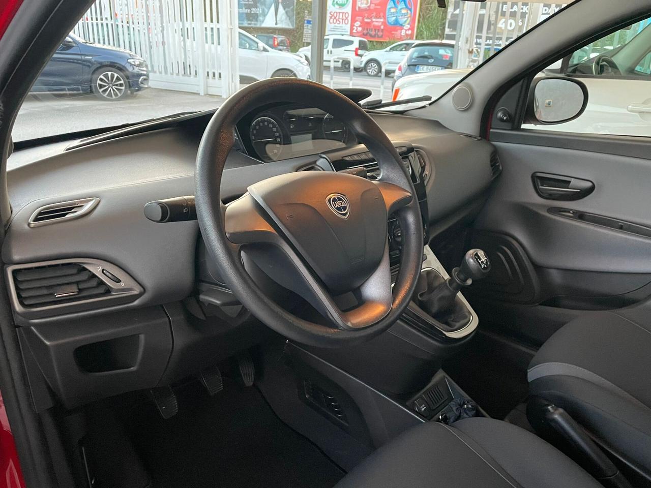 Lancia Ypsilon 1.2 69 CV 5 porte GPL Ecochic Gold