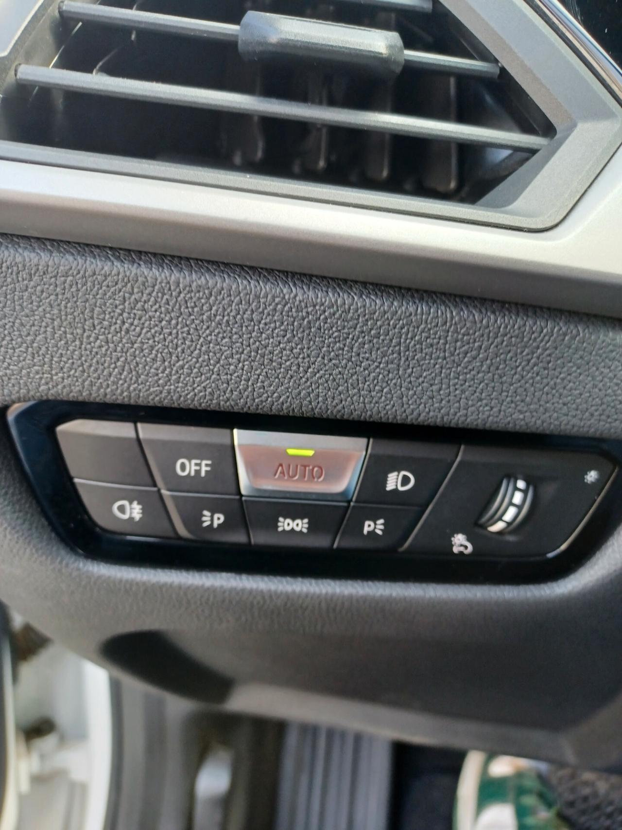 Bmw 318 d 48V Touring ANNO 2021