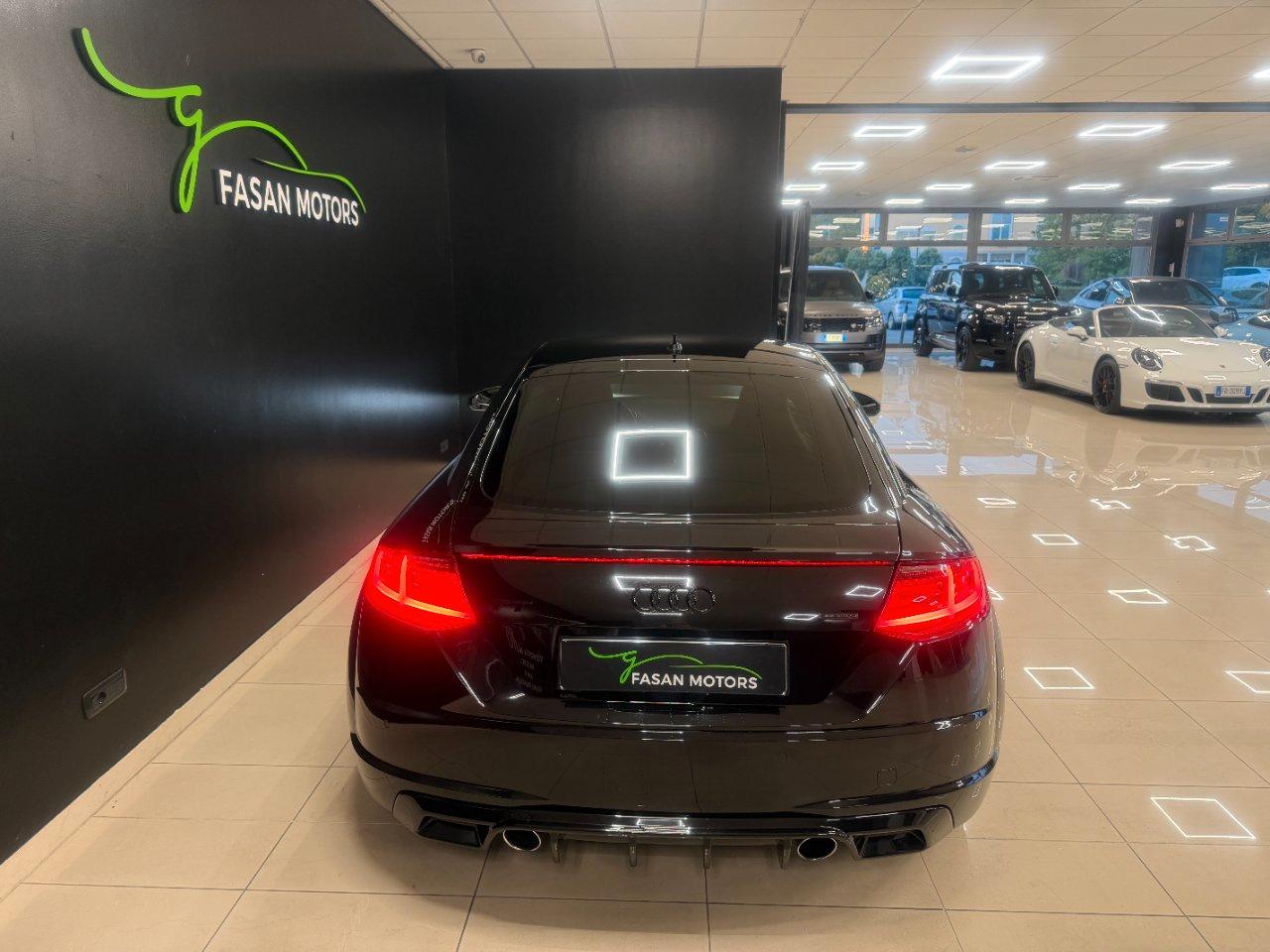 Audi TT Coupe 2.0 tfsi S line quattro s-tronic