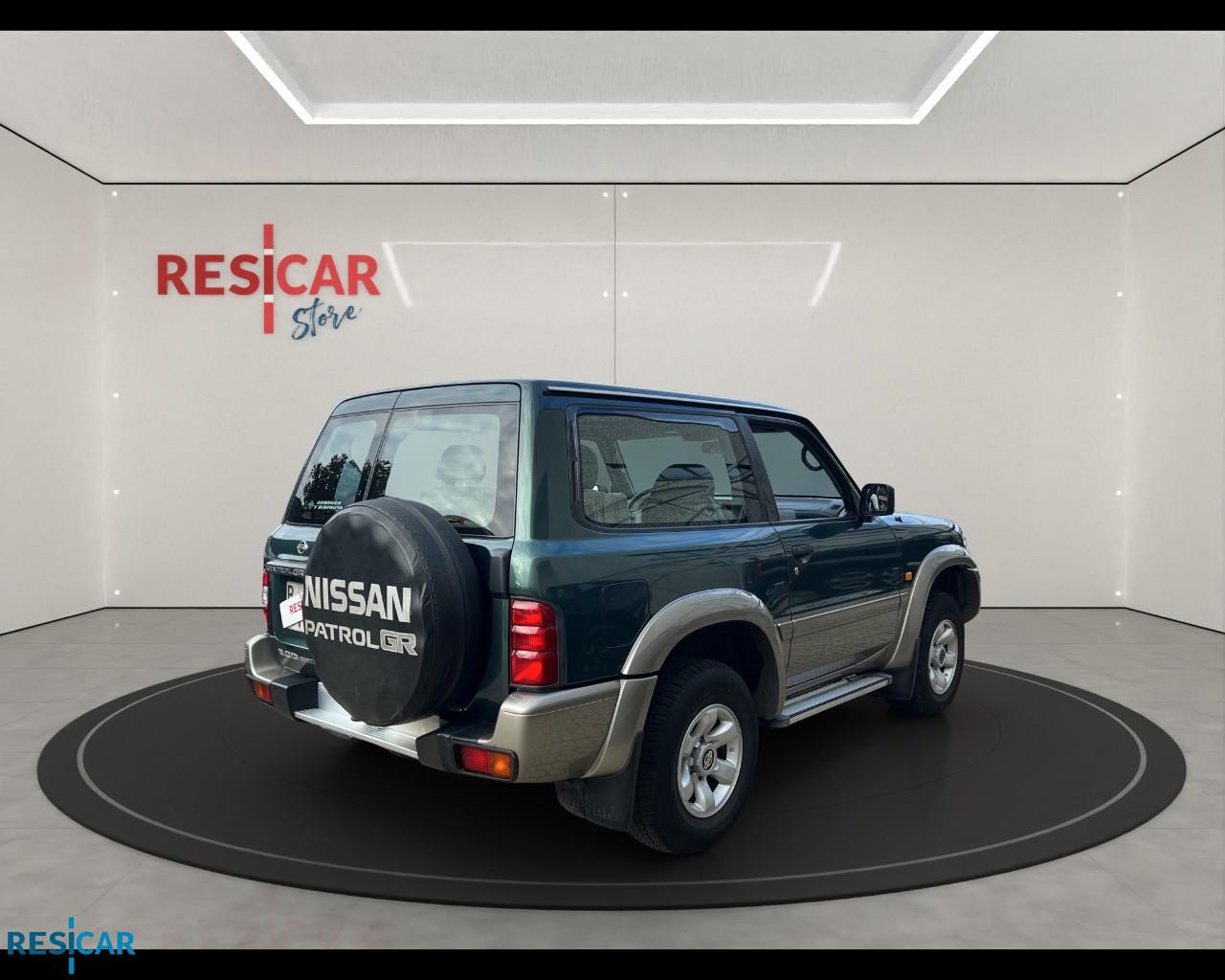 NISSAN Patrol GR SW 3.0 td-di Luxury FL