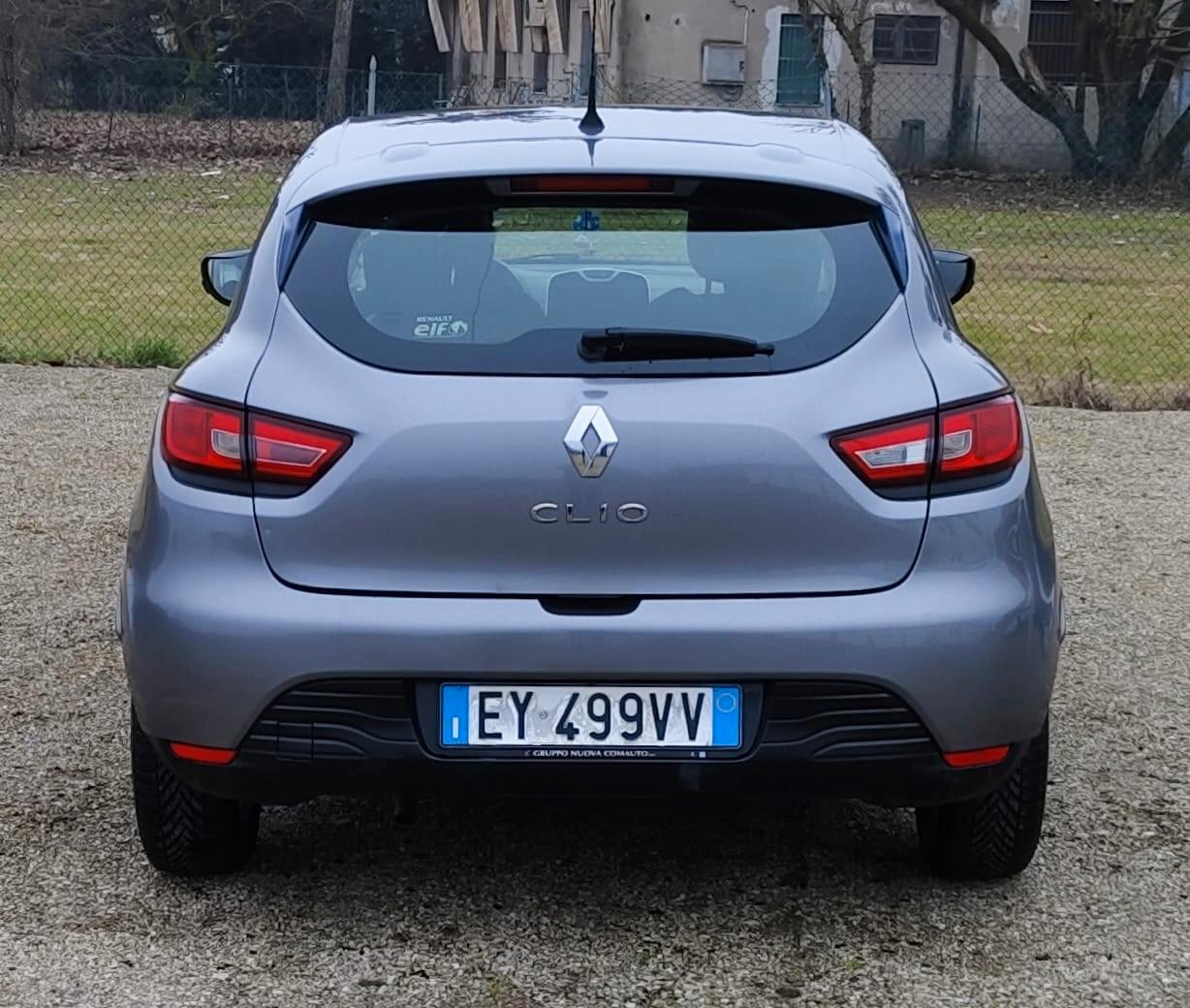 Renault Clio 1.2 75CV 5 porte Costume National