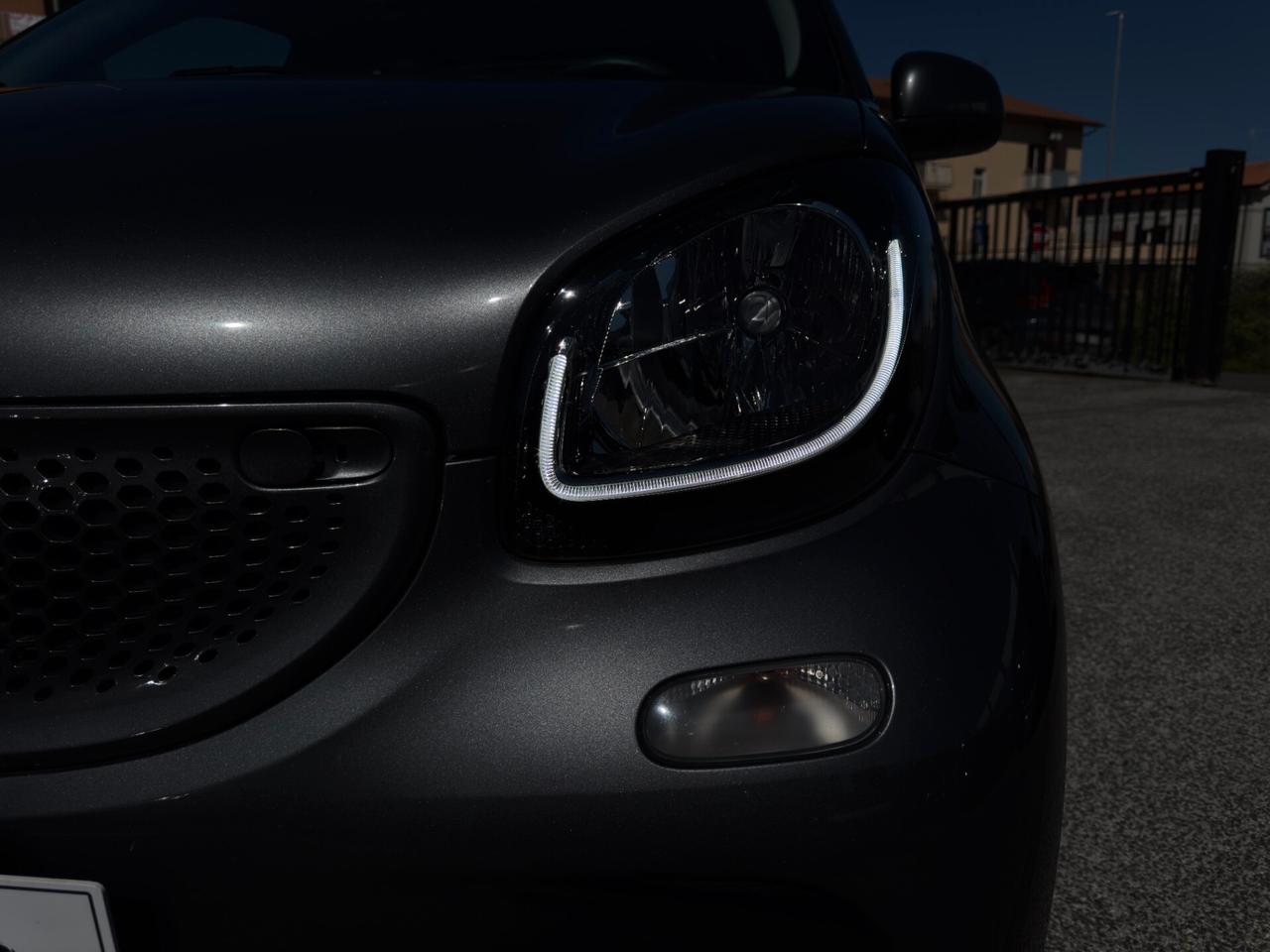 Smart ForFour 90CV TURBO SPORT LED NAVI KAMERA TETTO FULL!!