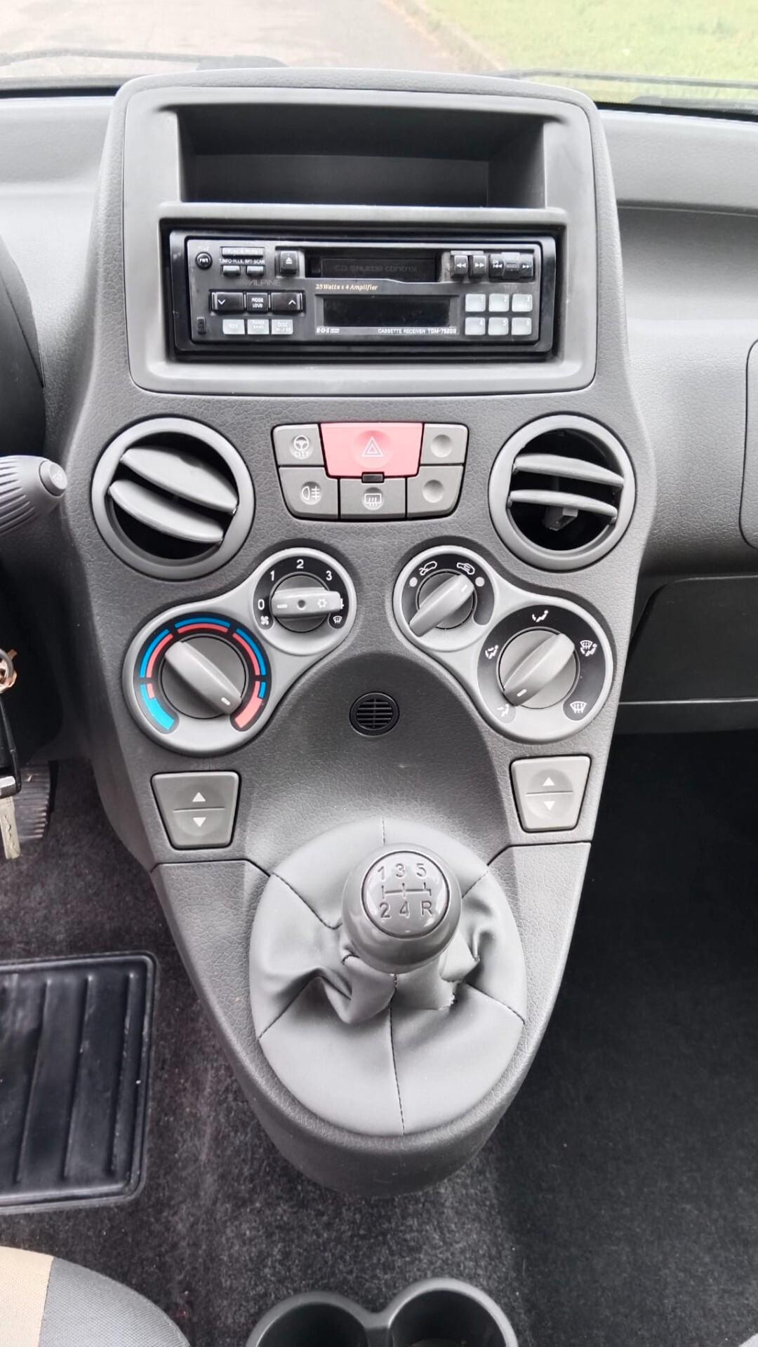 Fiat Panda 1.2 Dynamic Mamy