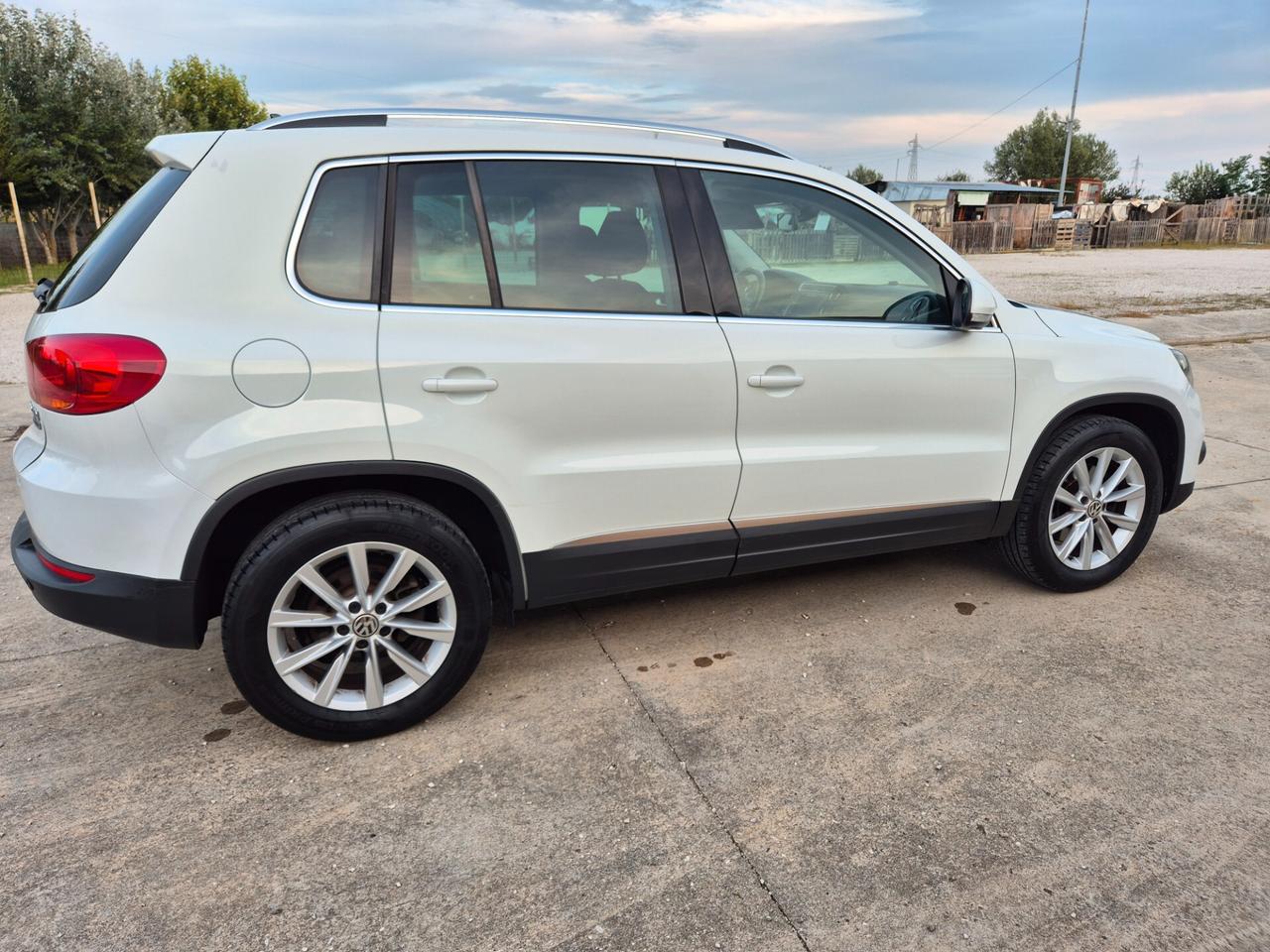 Volkswagen Tiguan 2.0 TDI 110 CV Sport & Style BlueMotion Technology