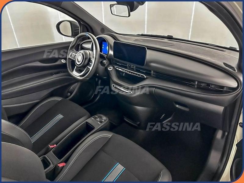 Abarth 500e 500e 42 kWh 155cv