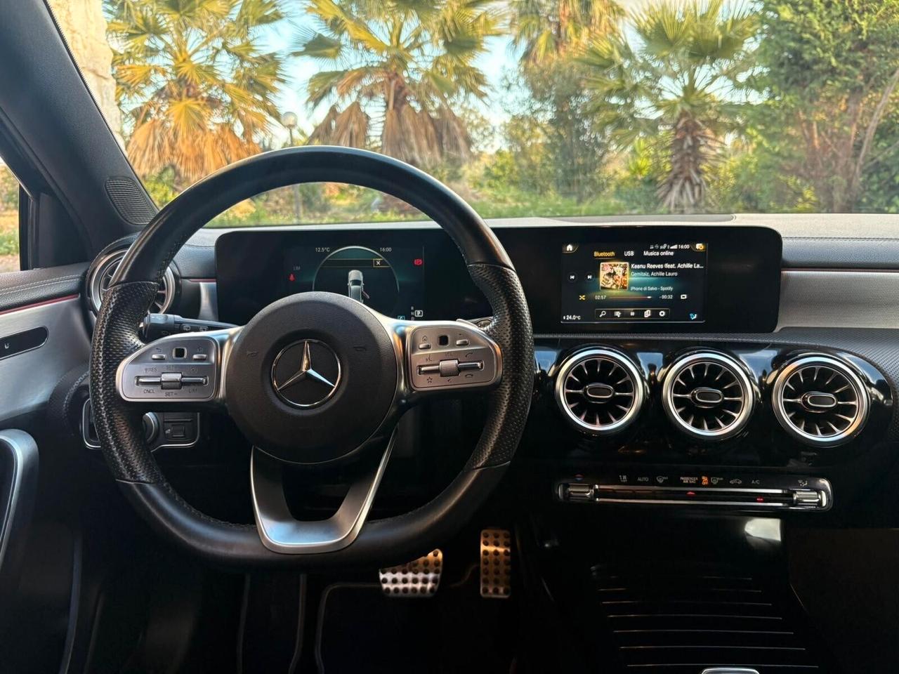 Mercedes-benz A 200 A200 d Premium AMG Edition