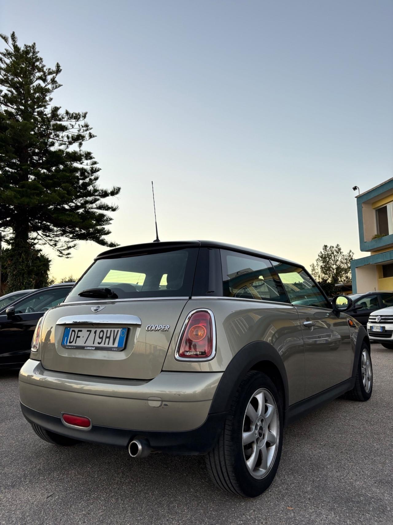 Mini 1.6 16V Cooper Chili