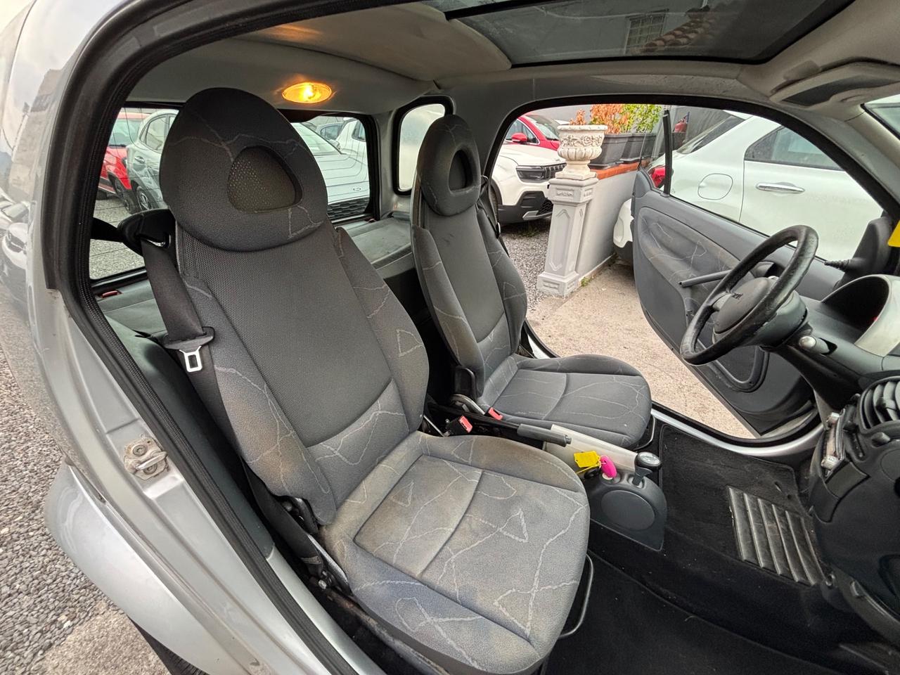 Smart ForTwo 700 coupé pure (37 kW)