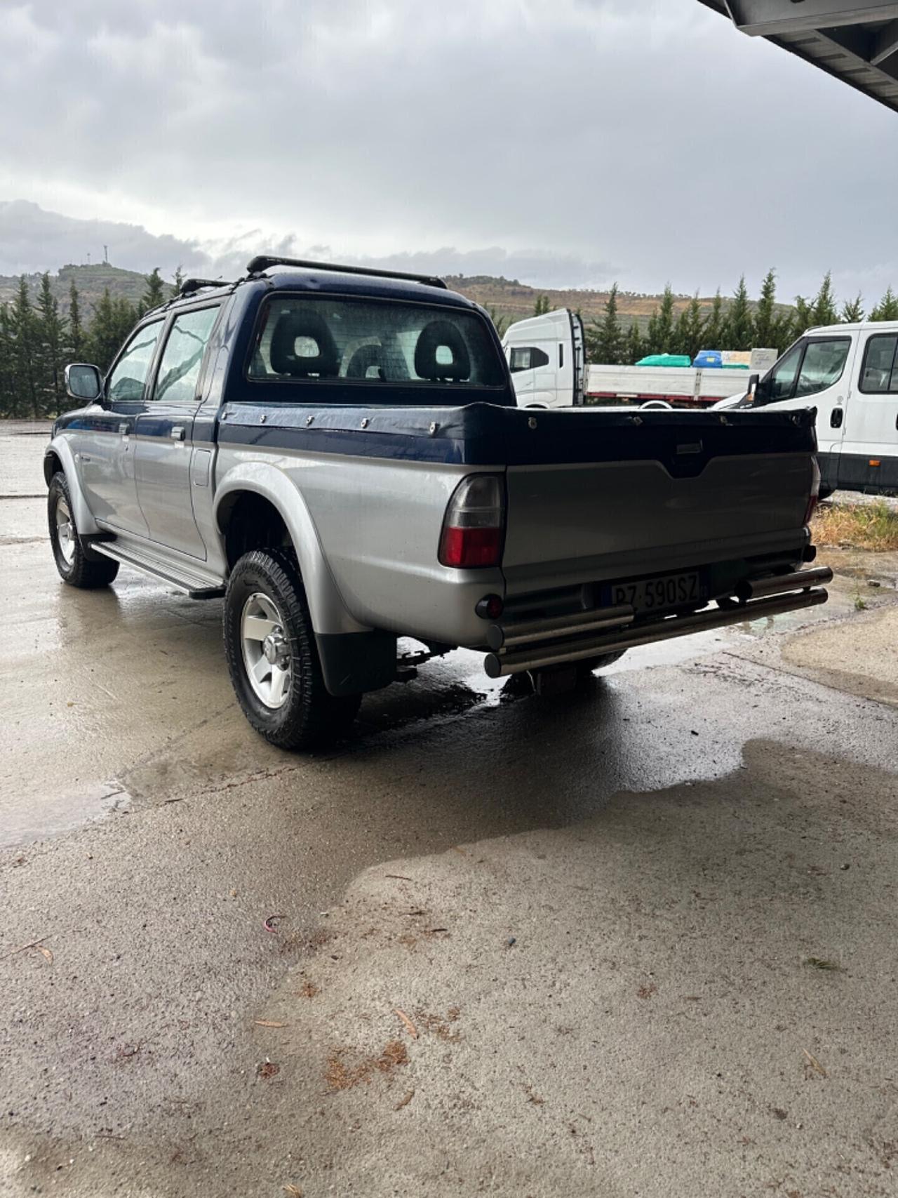 Mitsubishi L200 2.5 TDI 4WD COME NUOVO