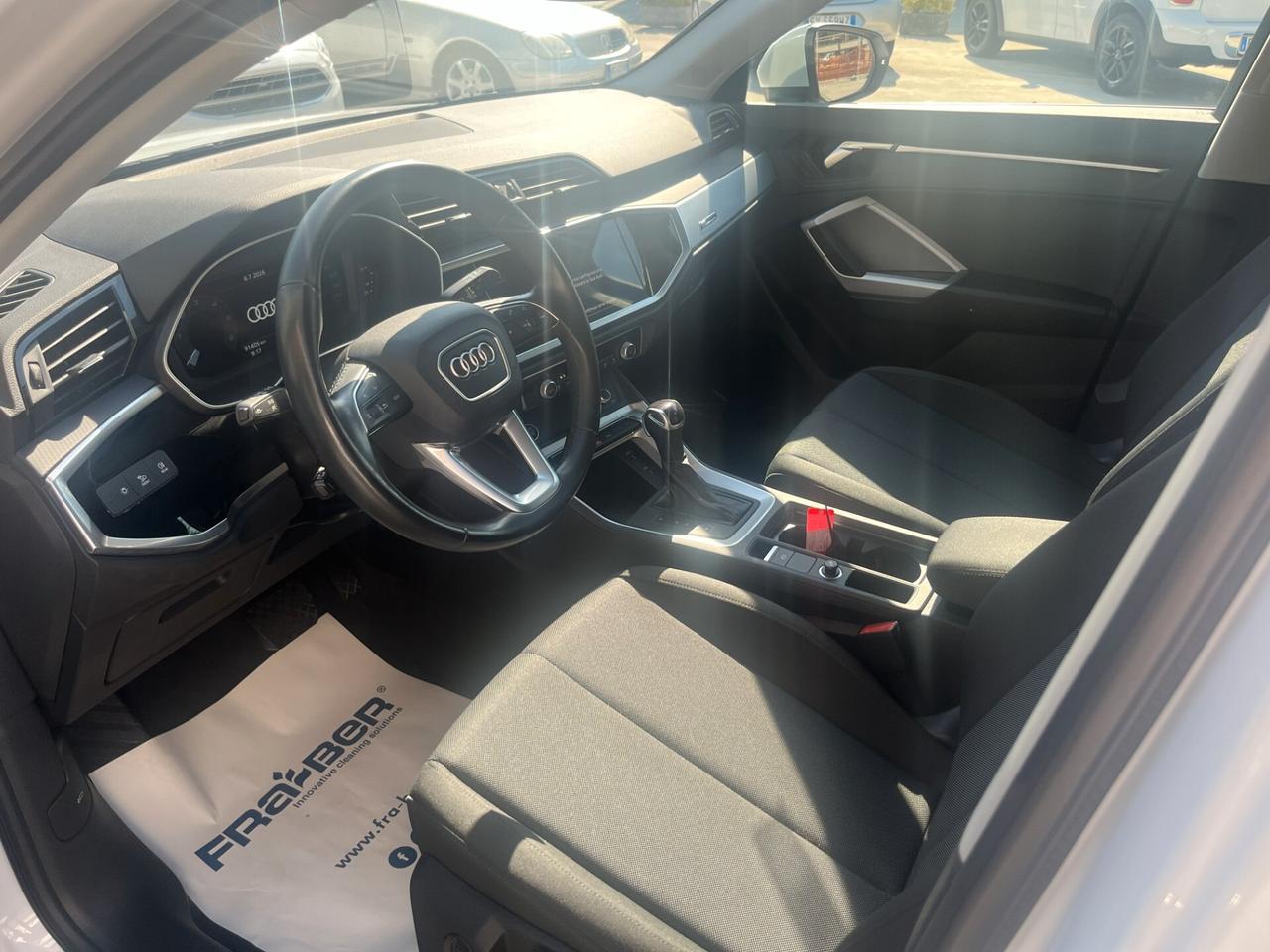 Audi Q3 35 TDI S tronic Business Advanced