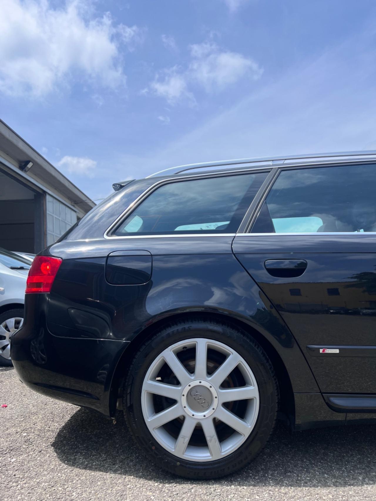 Audi A4 2.7 V6 TDI F.AP. Avant Top plus