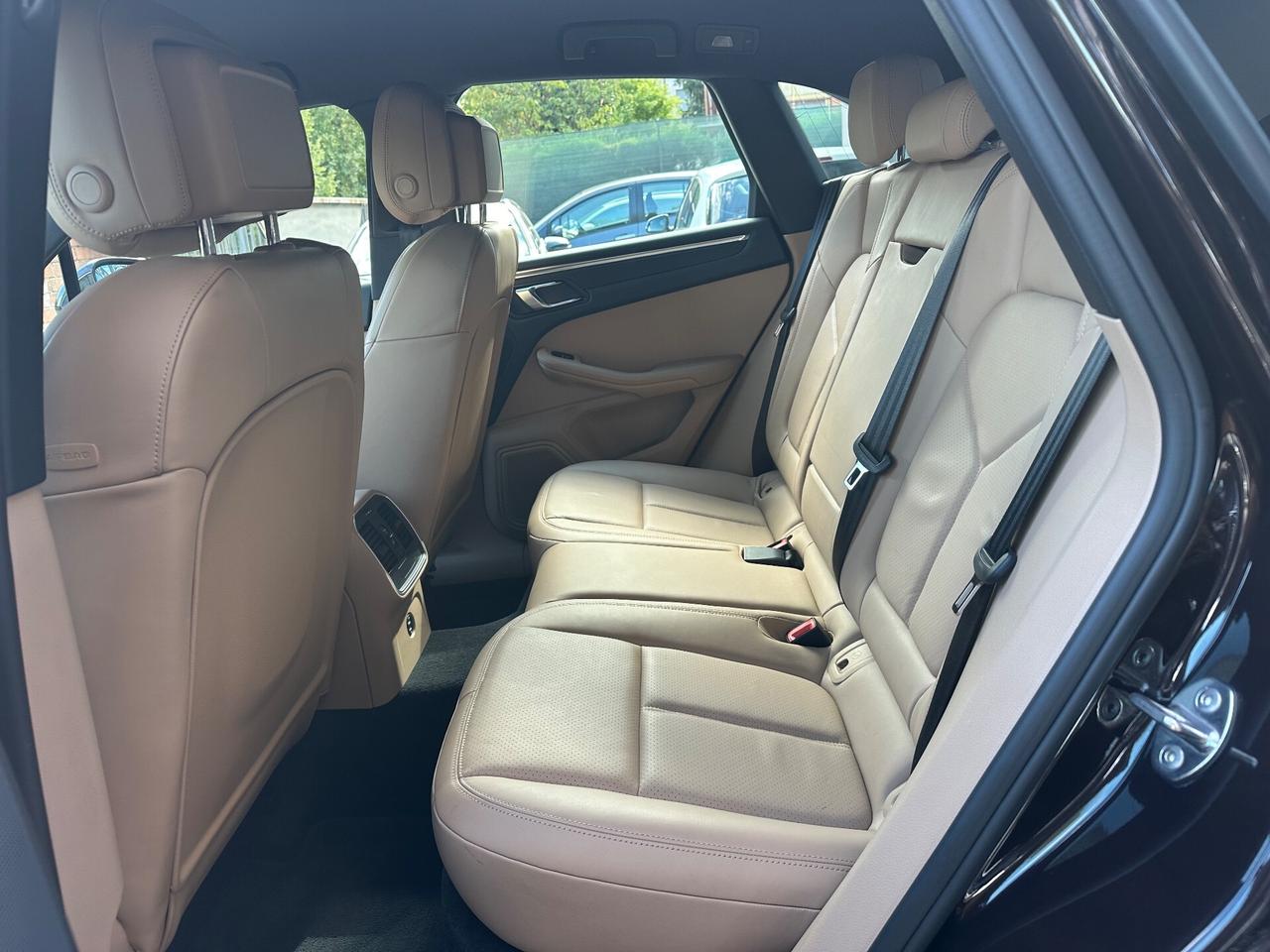 Porsche Macan 2.0