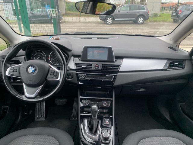 BMW 218 d Active Tourer Advantage