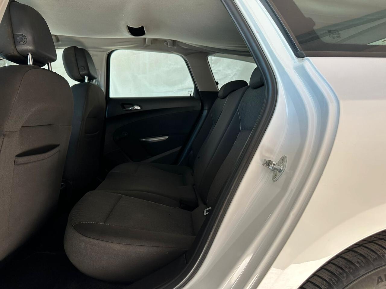 Opel Astra 1.7 CDTI 110CV Sports Tourer Cosmo