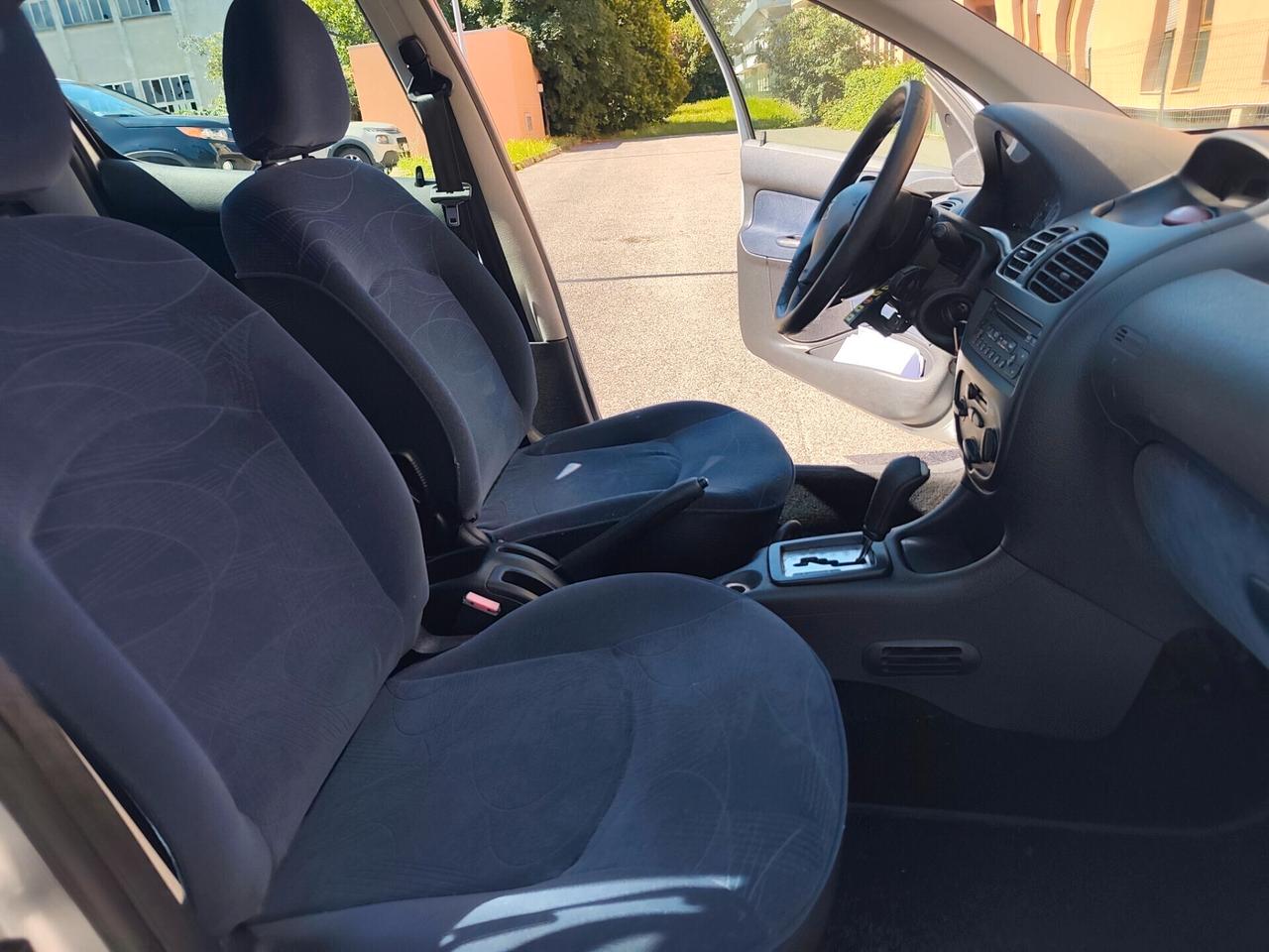 Peugeot 206 1.4 Benz automatica 5 porte
