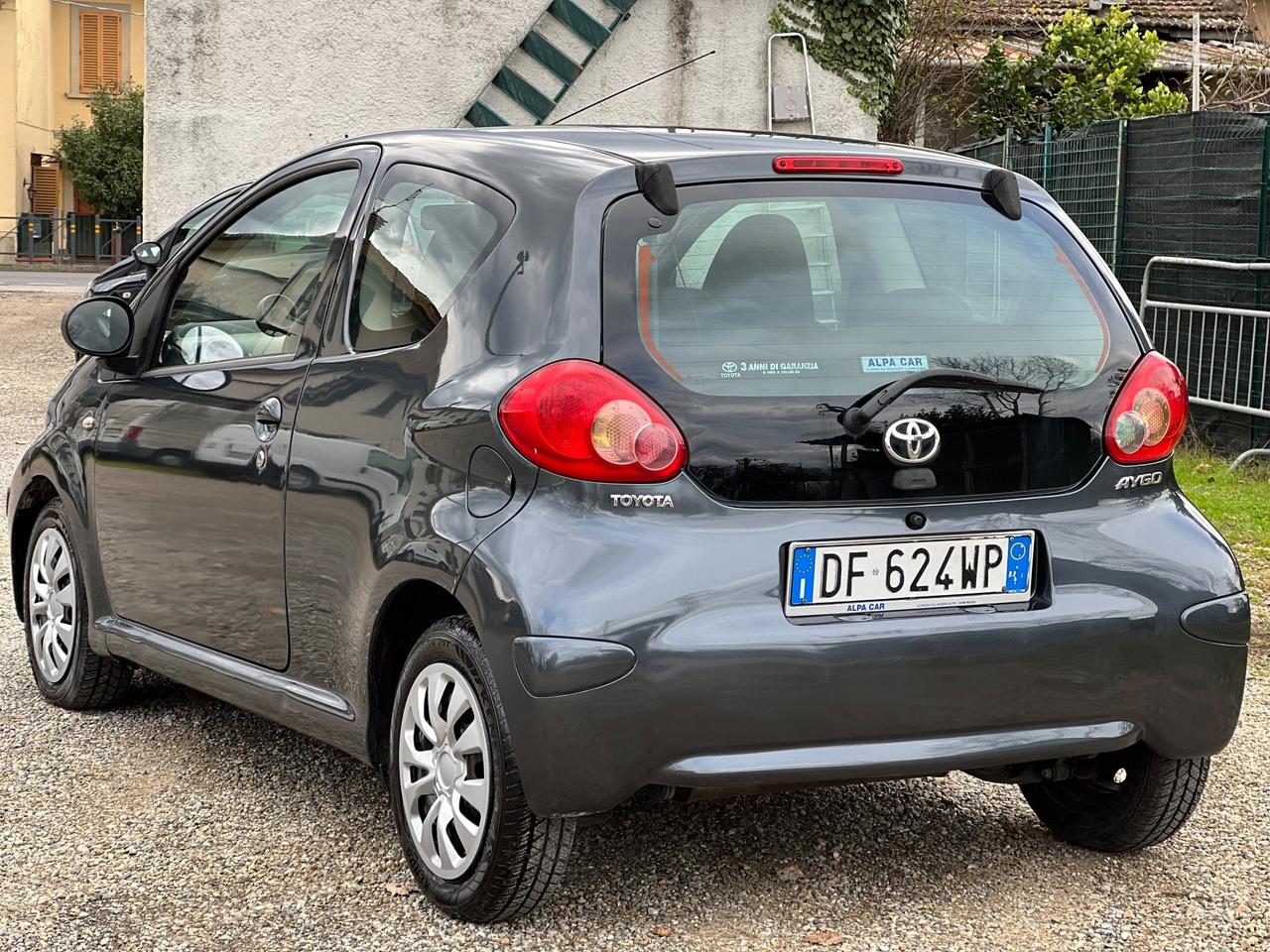 Toyota Aygo 1.0 12V VVT-i 3 porte Sol