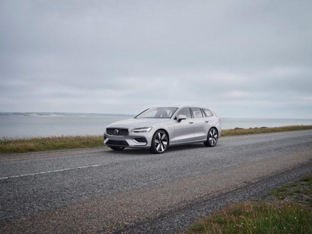 VOLVO V60 B4 automatico Core