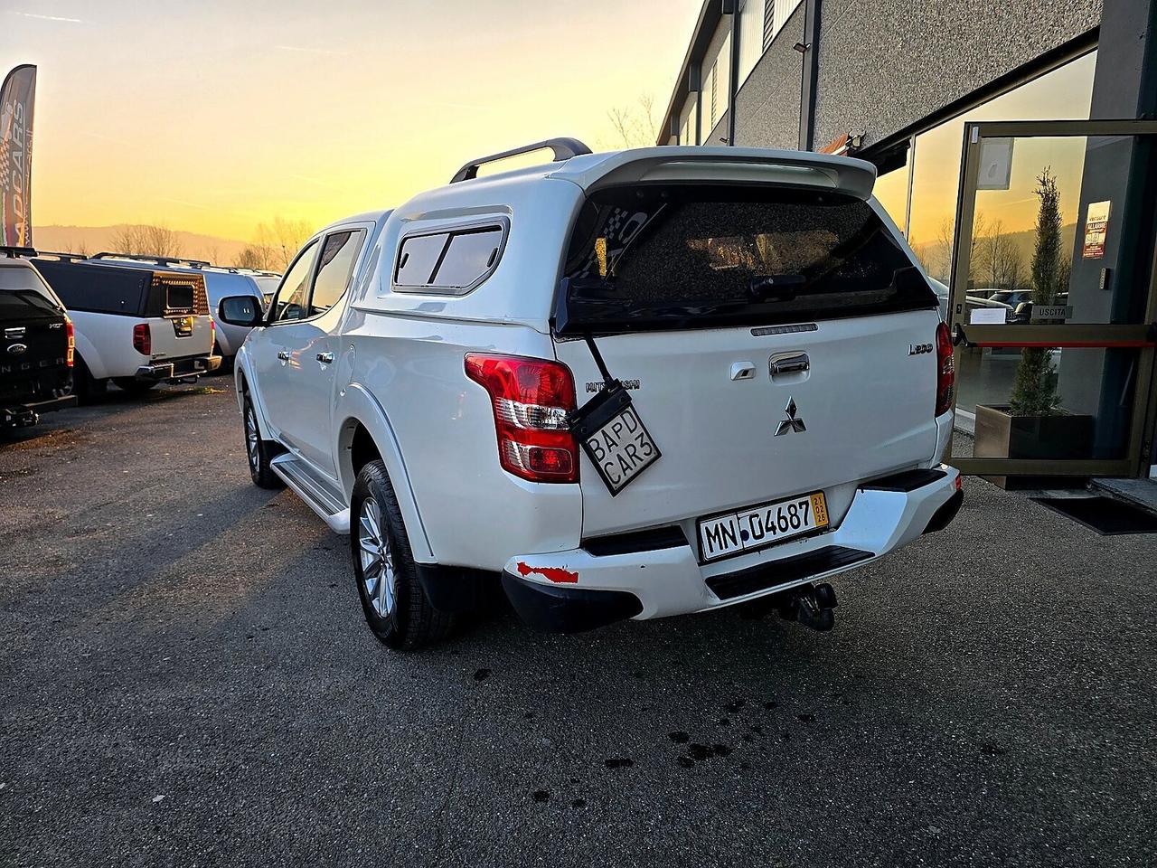 Mitsubishi L200 2.4 DI-D/181CV Intense