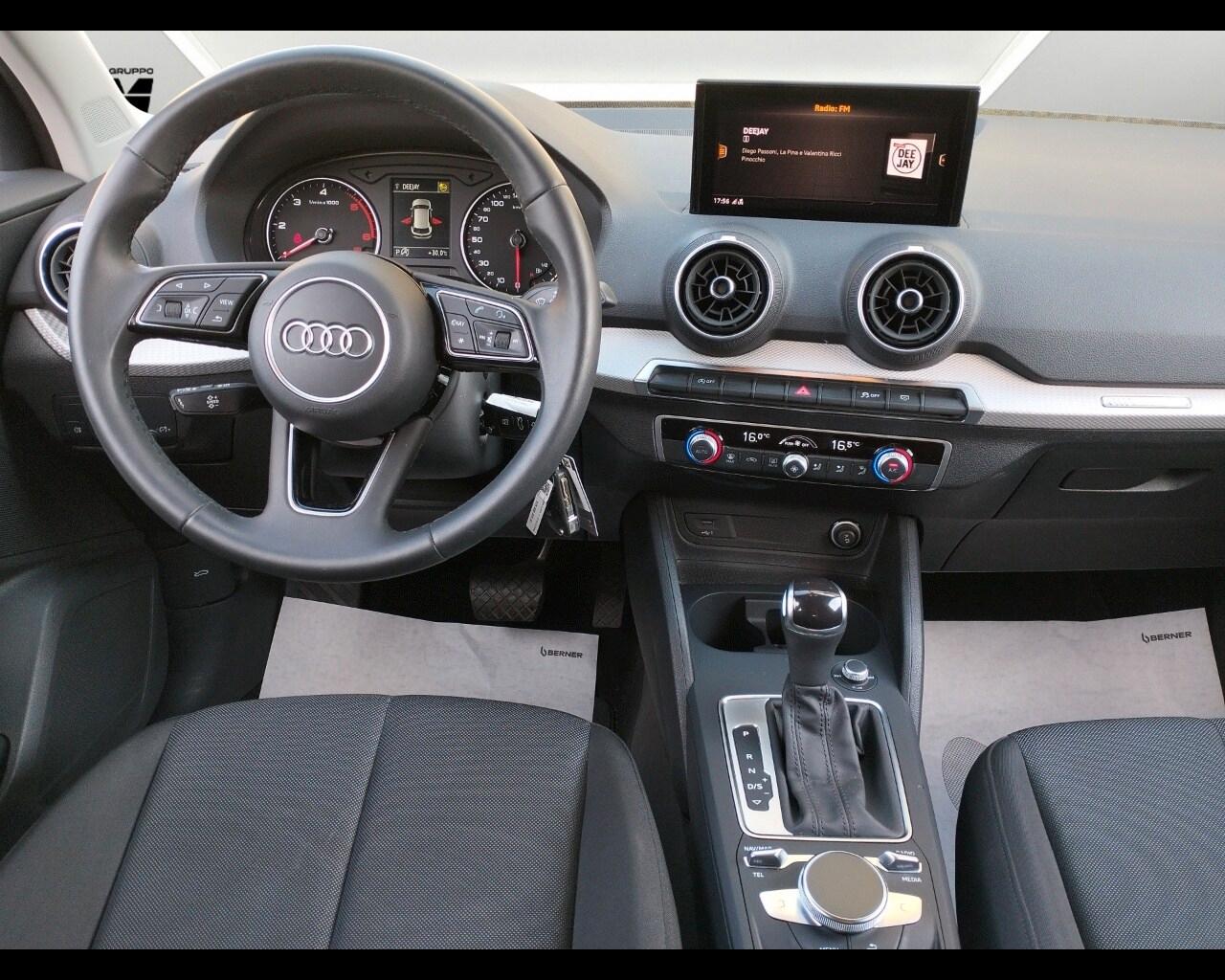 AUDI Q2 Q2 30 TDI S tronic Business