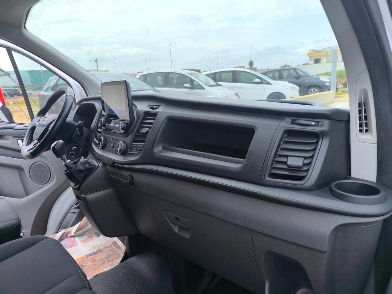 FORD TRANSIT CUSTOM 2.0 DIESEL 130cv L1H2 TETTO ALTO KM 86.000 LED/NAV/RETROCAMERA