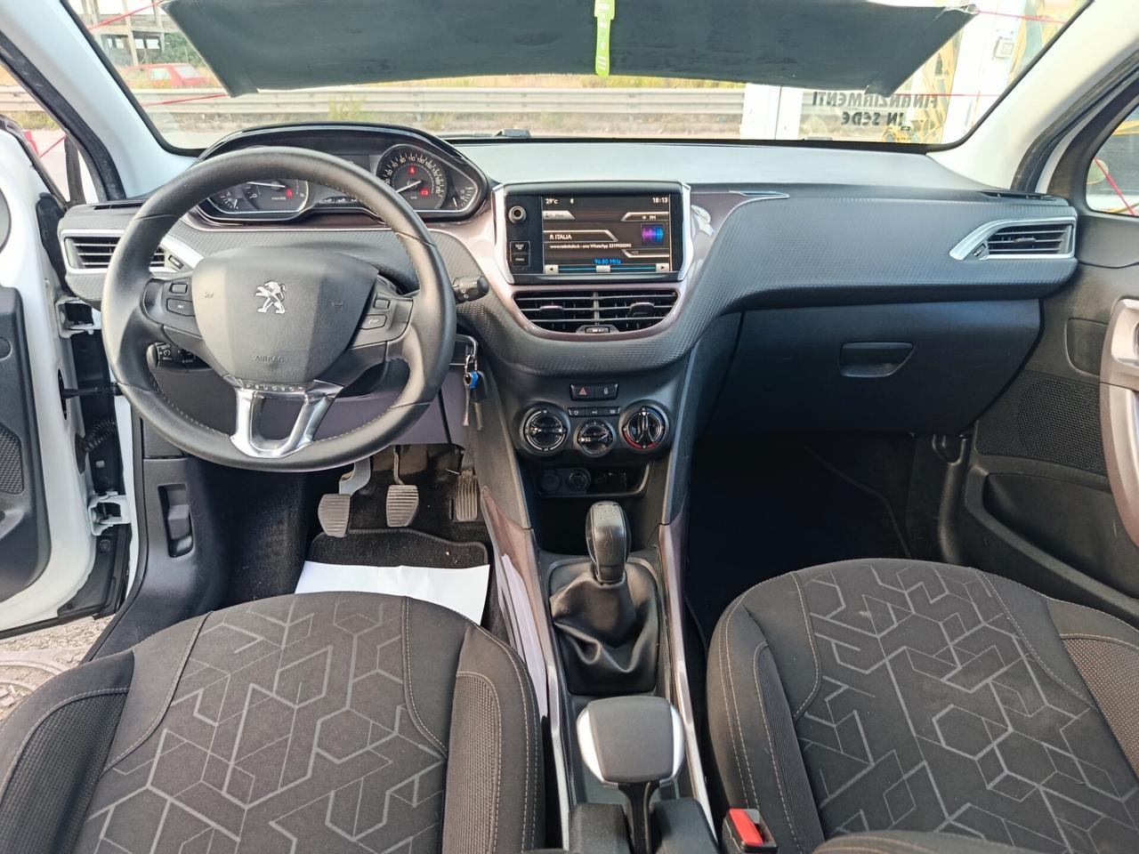 Peugeot 2008 1.6 e-HDi 92CV S&S Allure