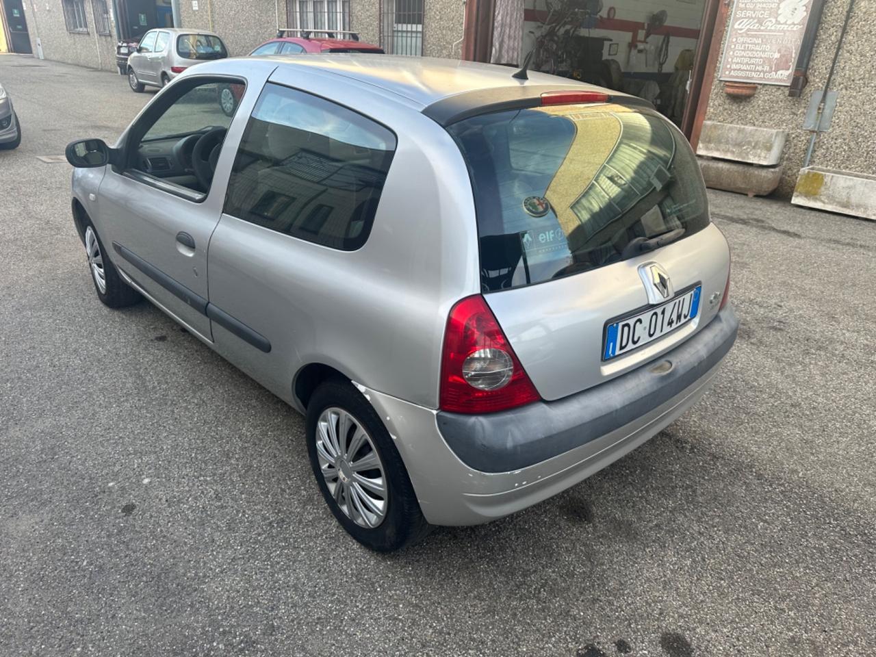 Renault Clio 1.2 16V 3 porte Dynamique