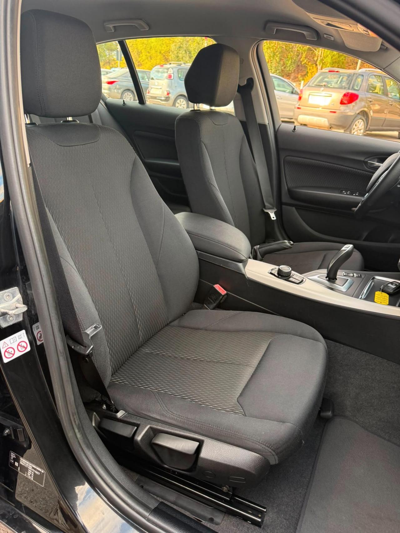 Bmw 116 116d 5p. Urban