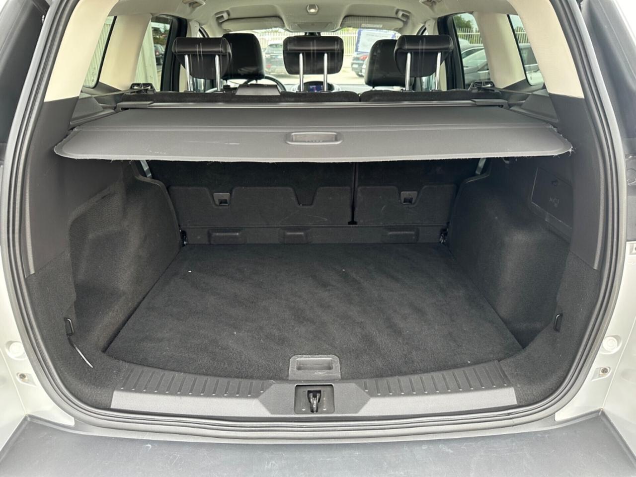 Ford Kuga 2.0 TDCI 163 CV 4WD Powershift Titanium