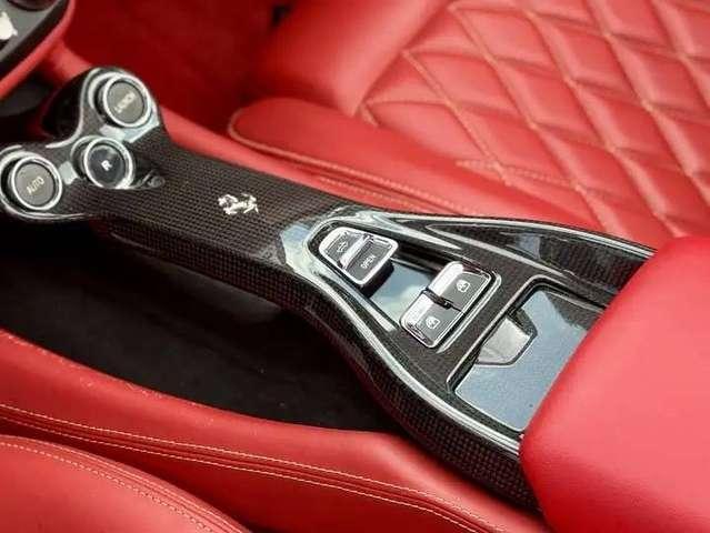 Ferrari California California 4.3 dct Atelier Ferrari/Carbon Ceramica/Camera/Rosso Corsa con Tetto in nero