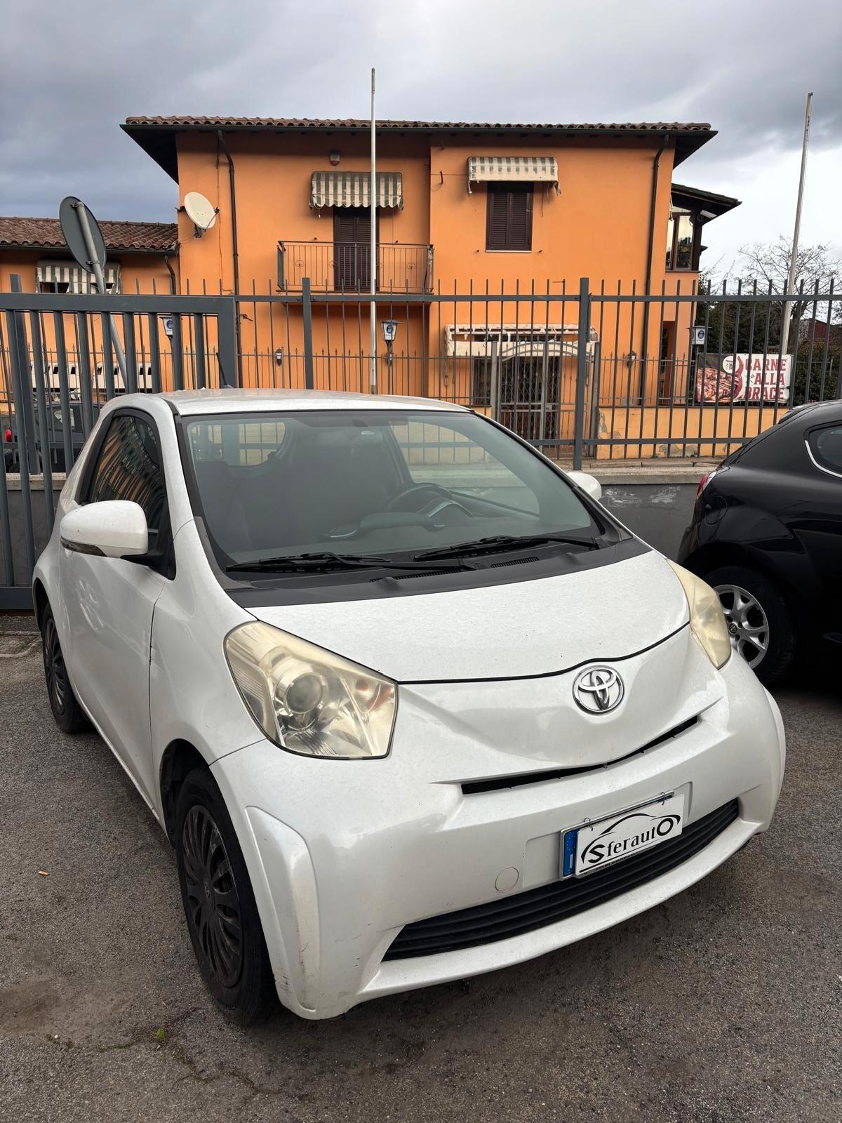 Toyota iQ 1.0