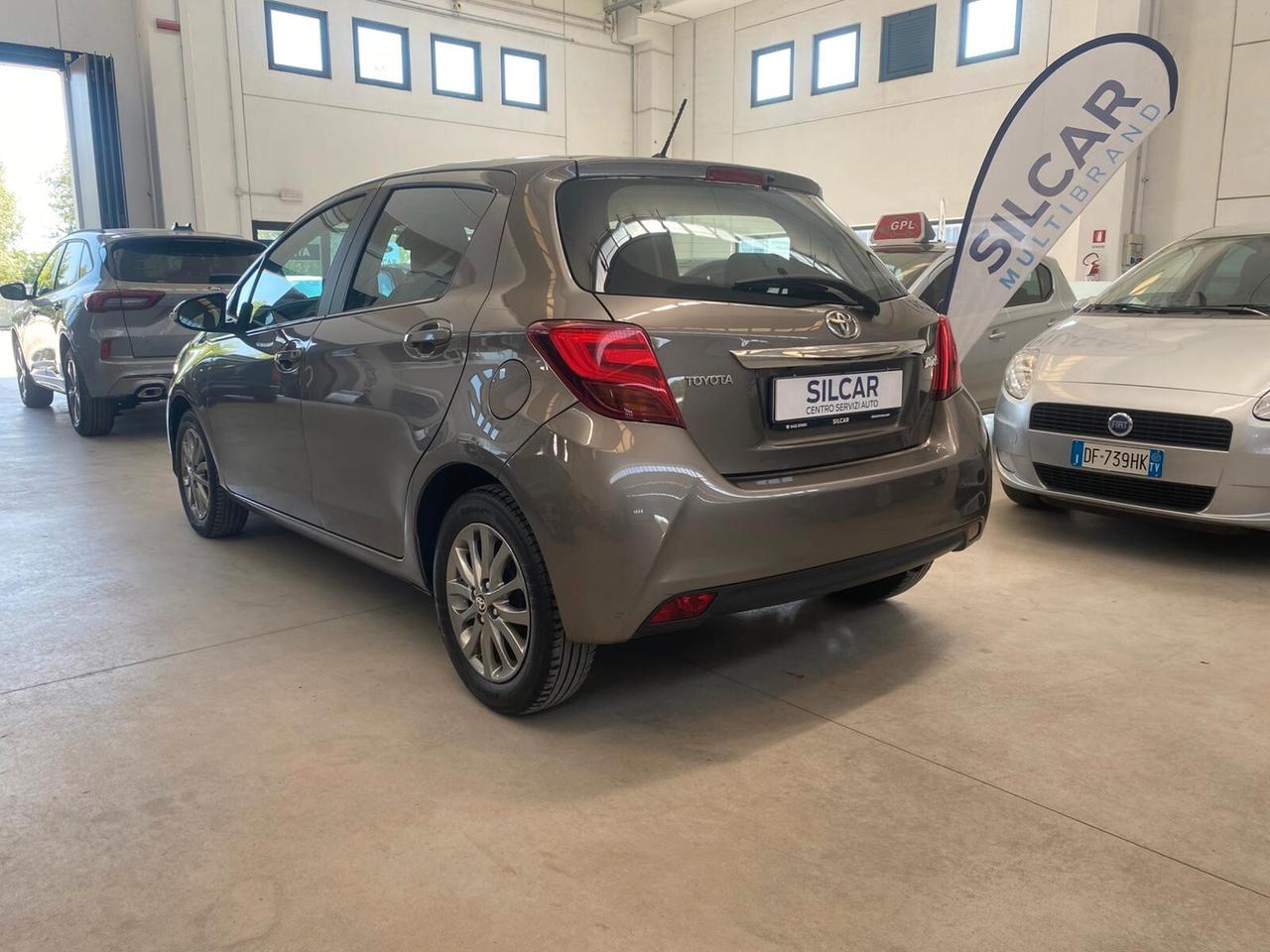 Toyota Yaris 1.0 5 porte Active