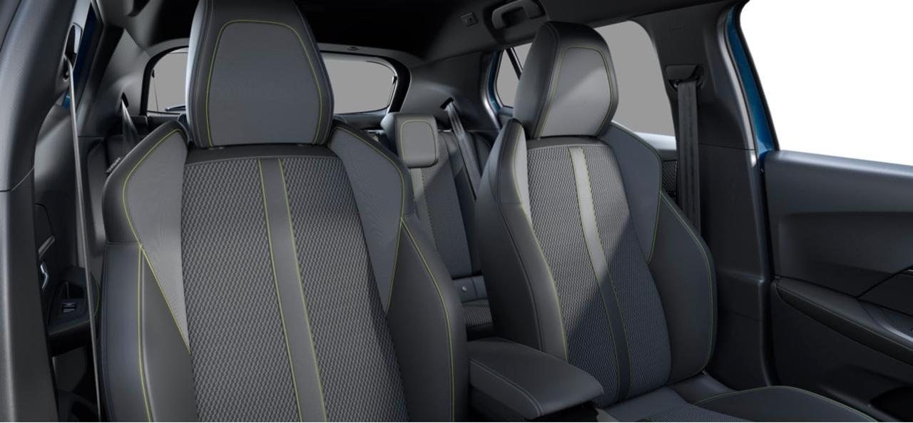 PEUGEOT 2008 2ª serie 2008 Hybrid 145 e-DCS6 GT