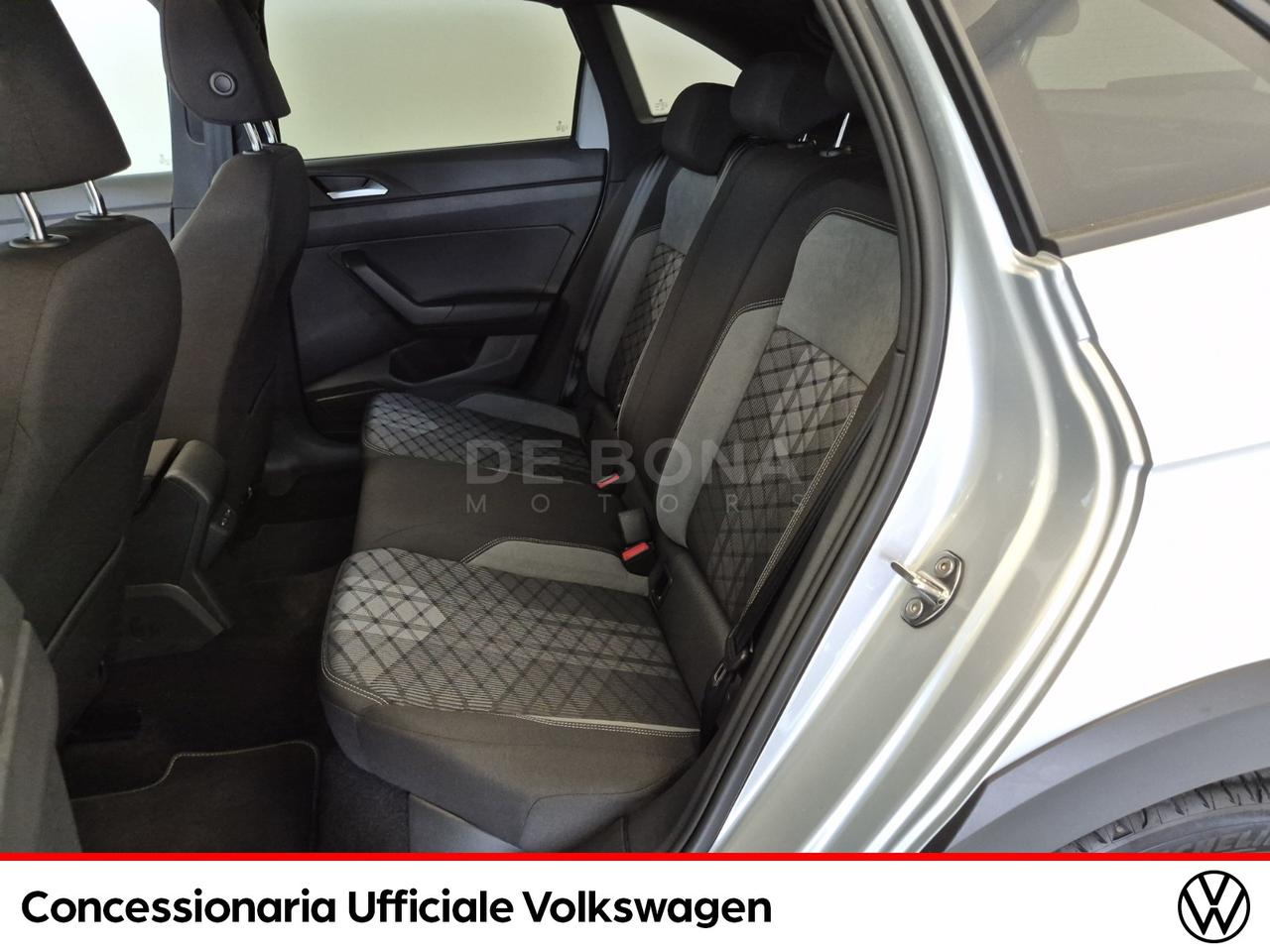 Volkswagen Taigo 1.0 tsi r-line 115cv