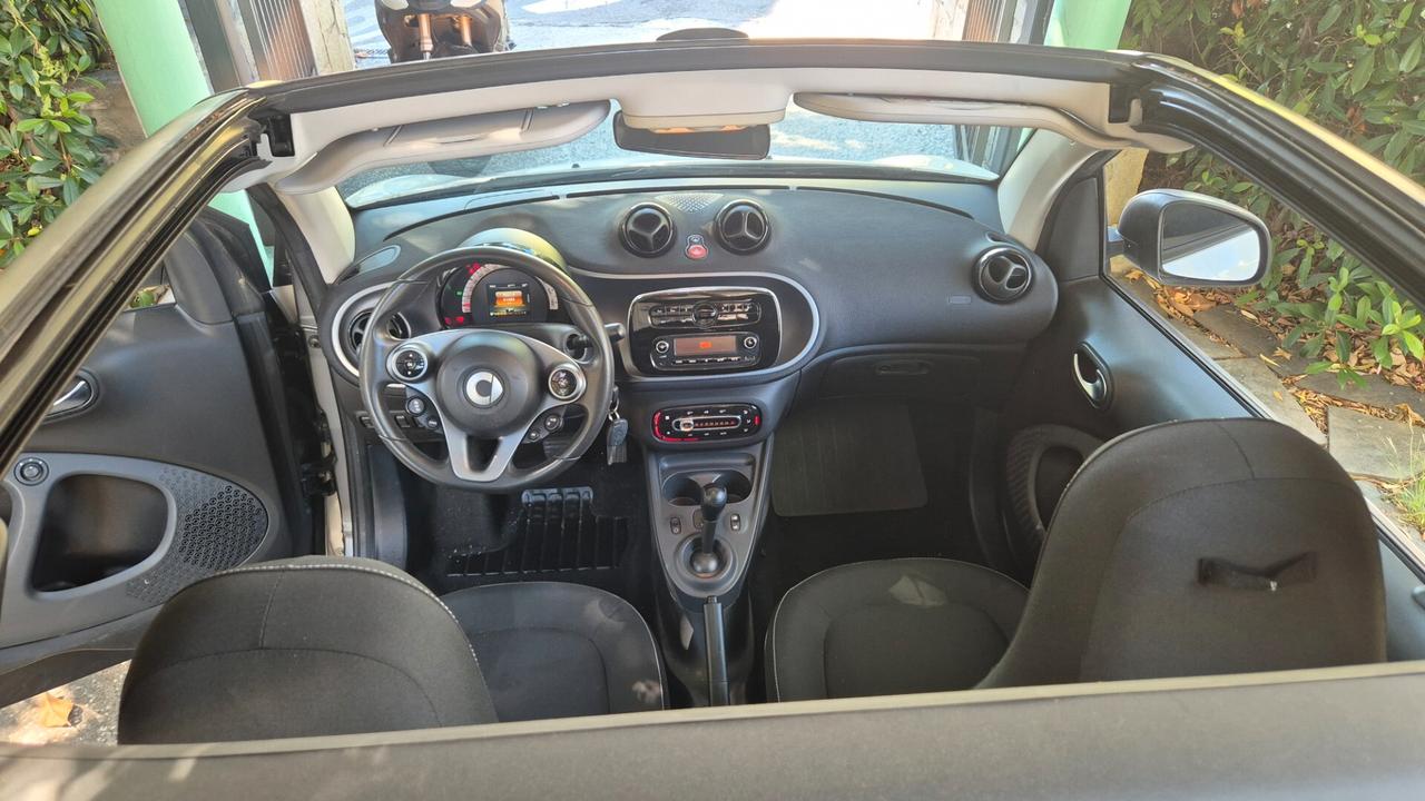 Smart ForTwo 70 1.0 twinamic cabrio Passion