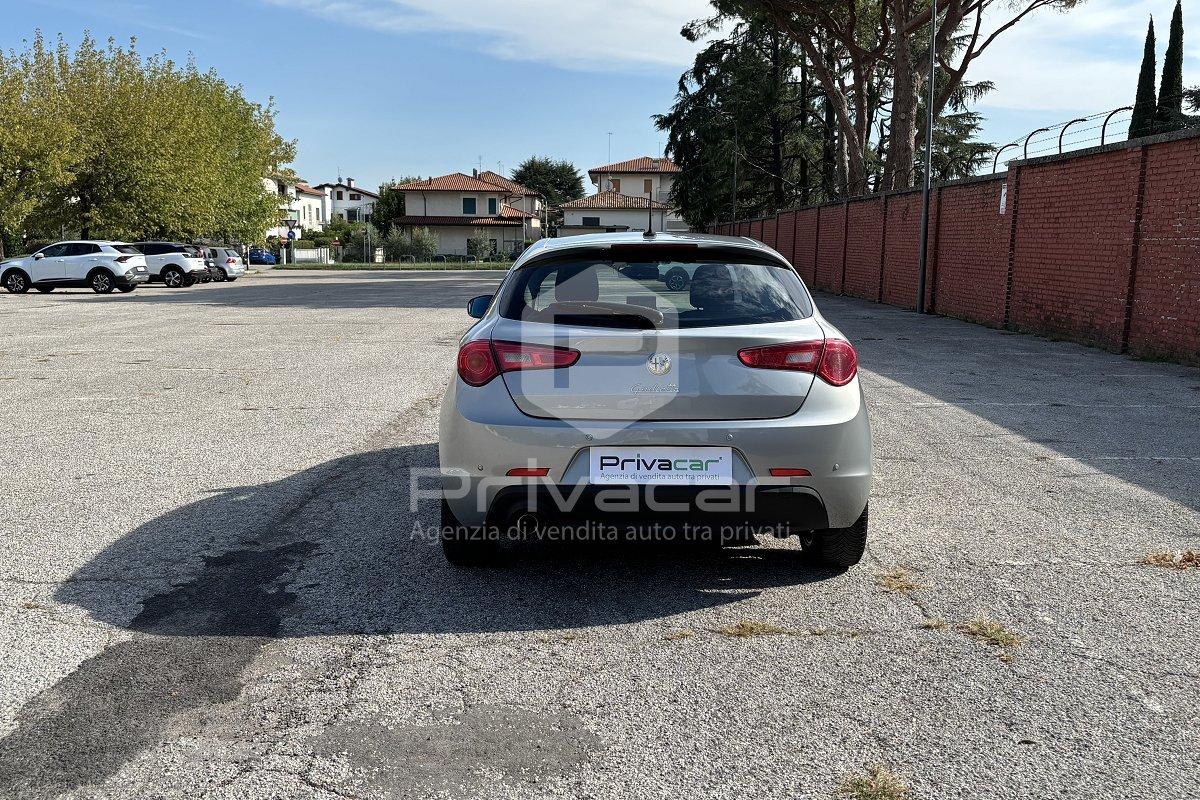 ALFA ROMEO Giulietta 1.6 JTDm-2 105 CV Distinctive
