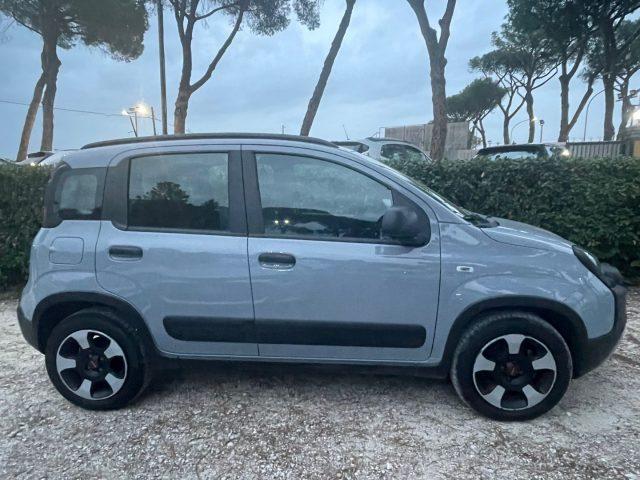 FIAT Panda Cross 1.0 S&S Hybrid CLIMA apple car play