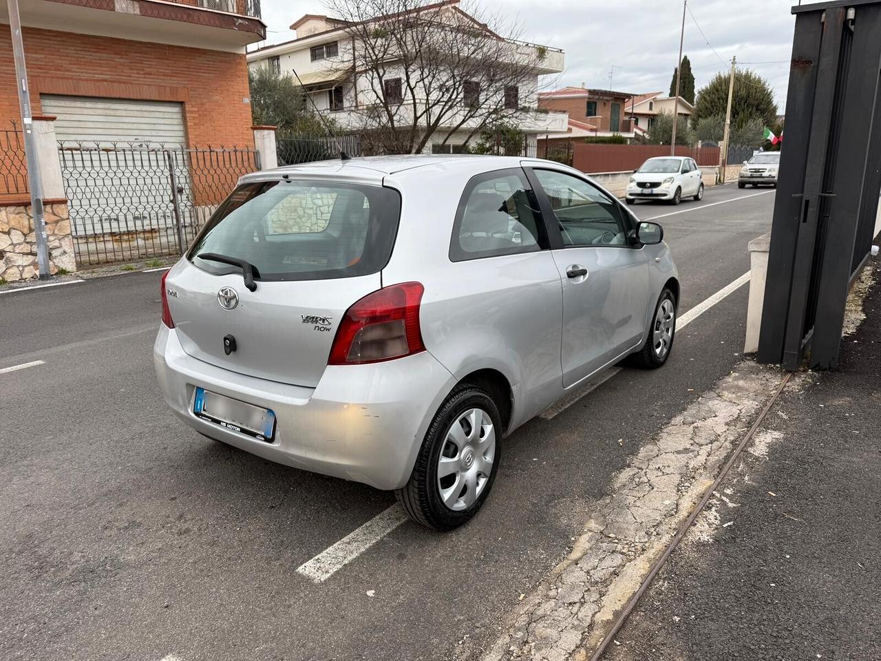 Toyota Yaris 1.0 - 117.000KM - TUTTO INCLUSO - SUPERPREZZO