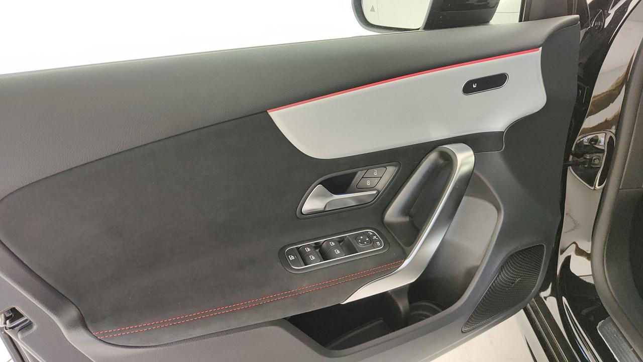 Mercedes-Benz Mercedes-AMG A 35 4MATIC