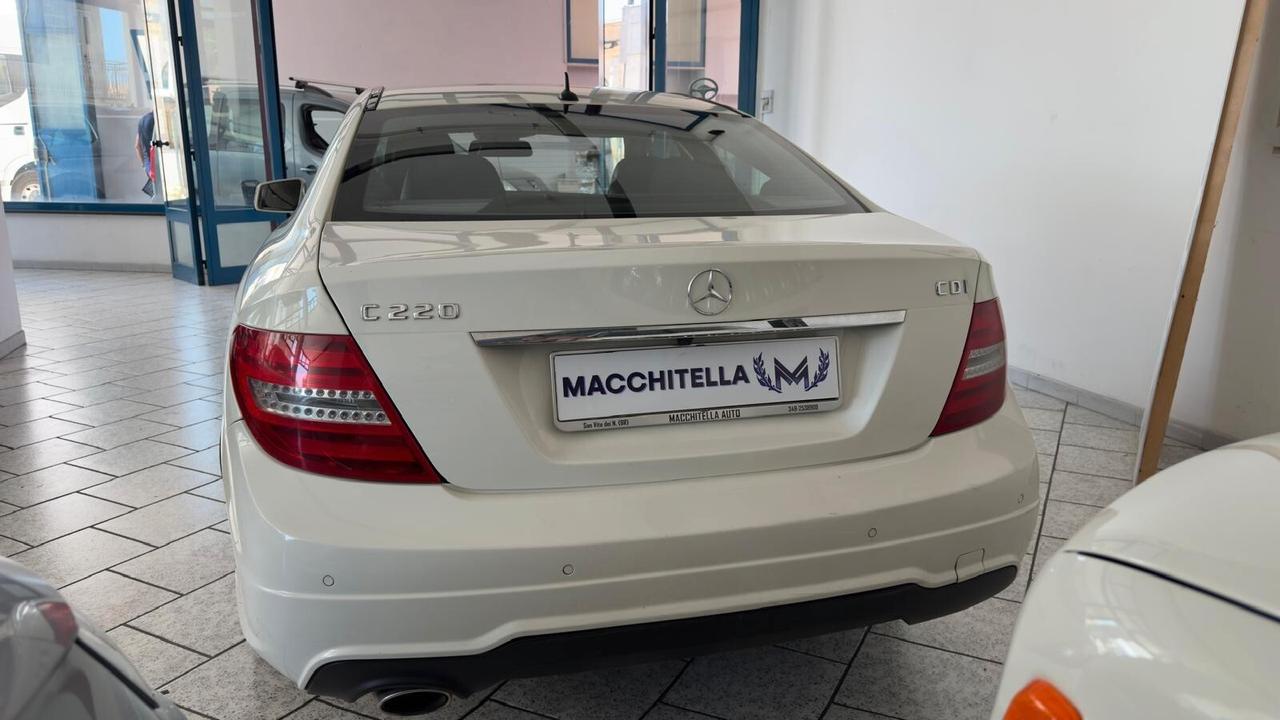 Mercedes-benz C 220 C 220 CDI BlueEFFICIENCY Coupé Avantgarde