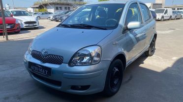 Toyota Yaris 1.0i 16V cat 5 porte Sol