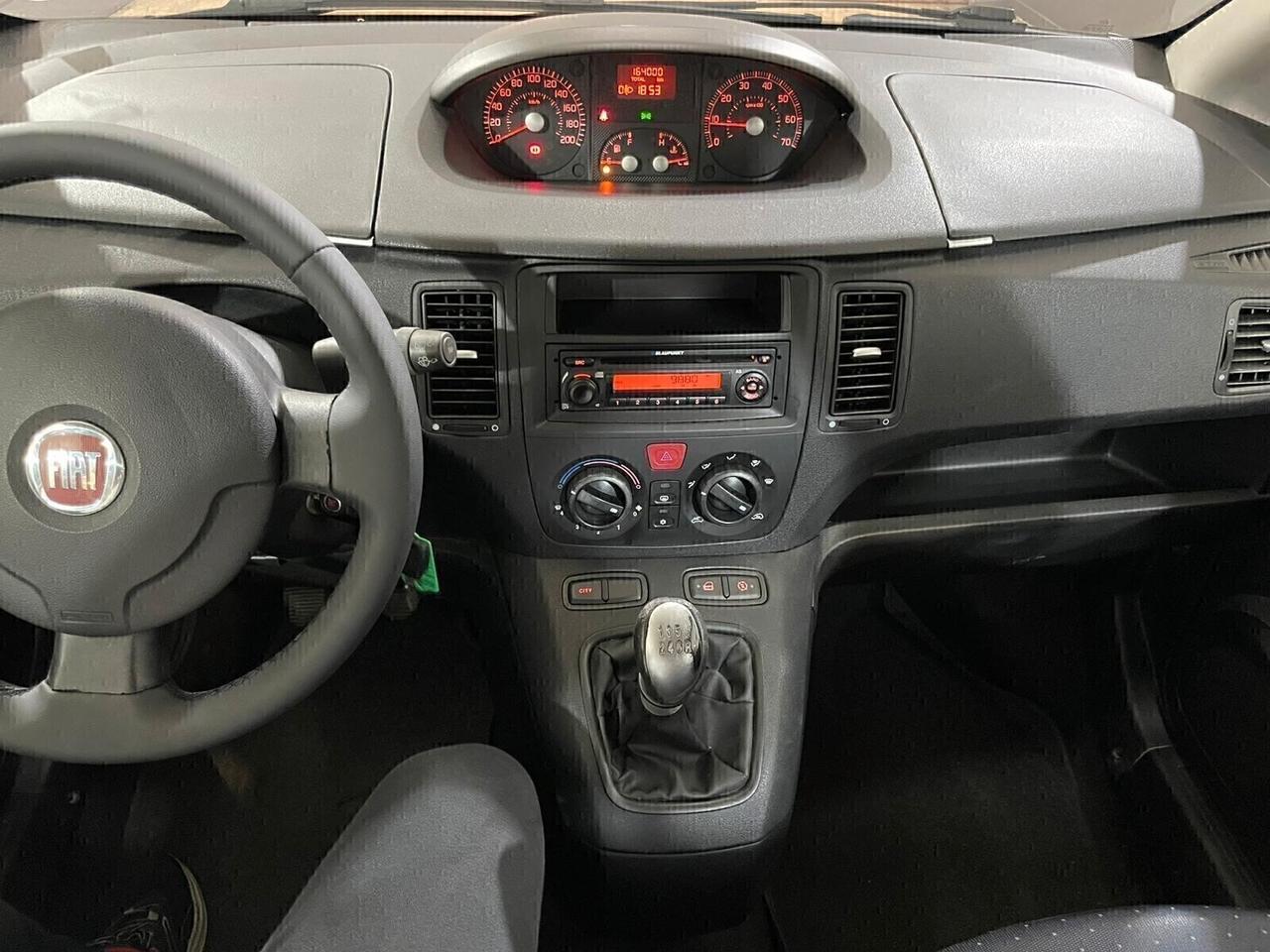 Fiat Idea 1.4 16V S&S Emotion