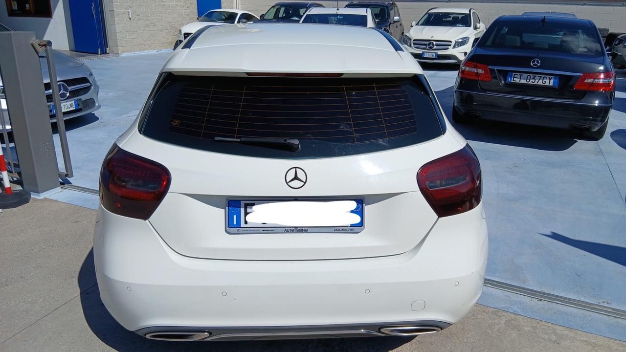 Mercedes-benz A 180 Sport 122cv Benzina