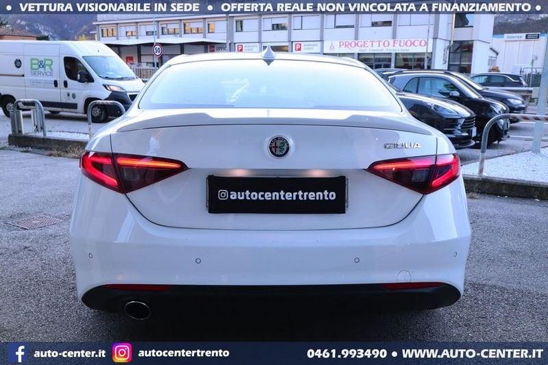 Alfa Romeo Giulia 2.0 Turbo 200CV AT8 Super