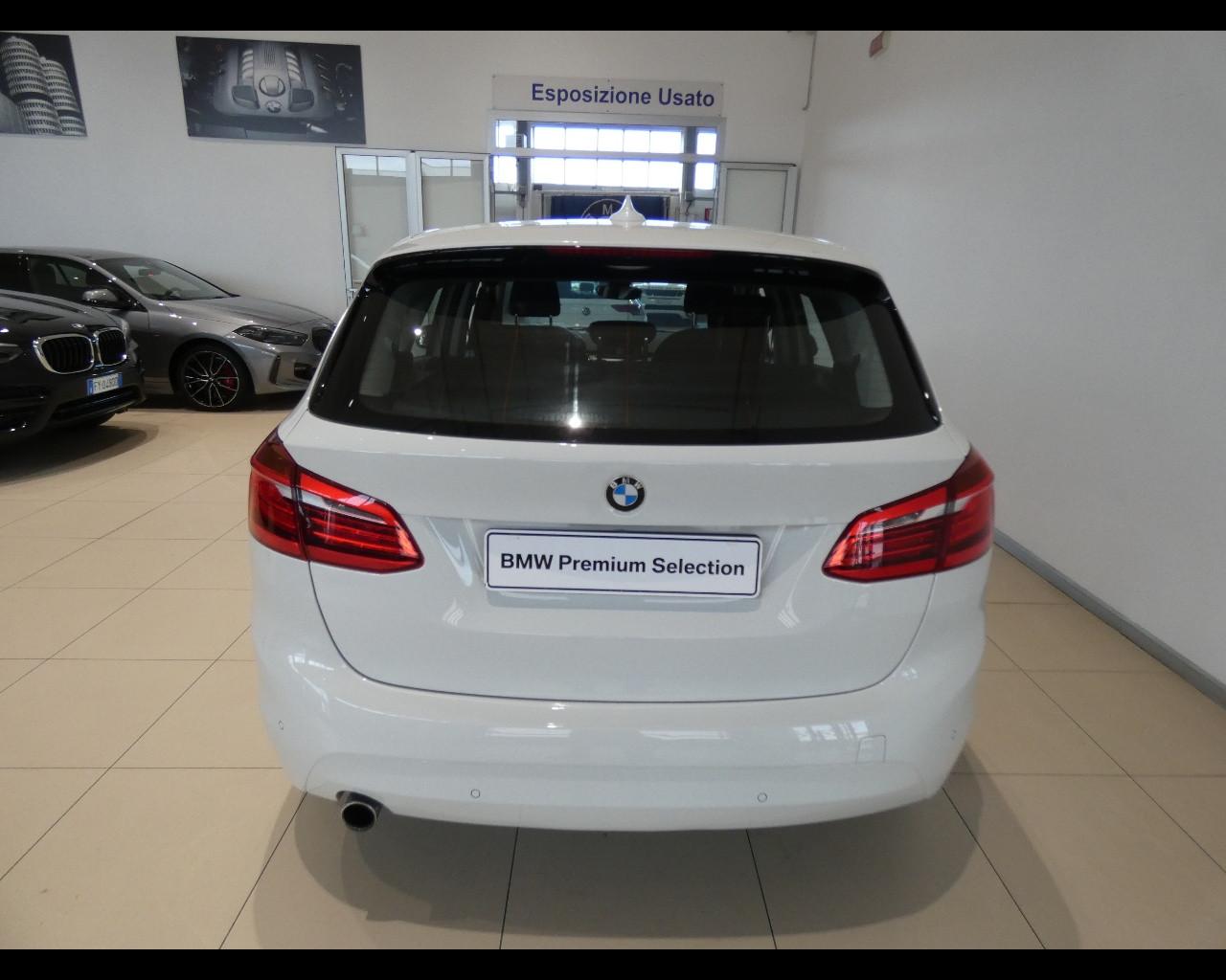 BMW Serie 2 A.T. (F45) - 216d Active Tourer Advantage