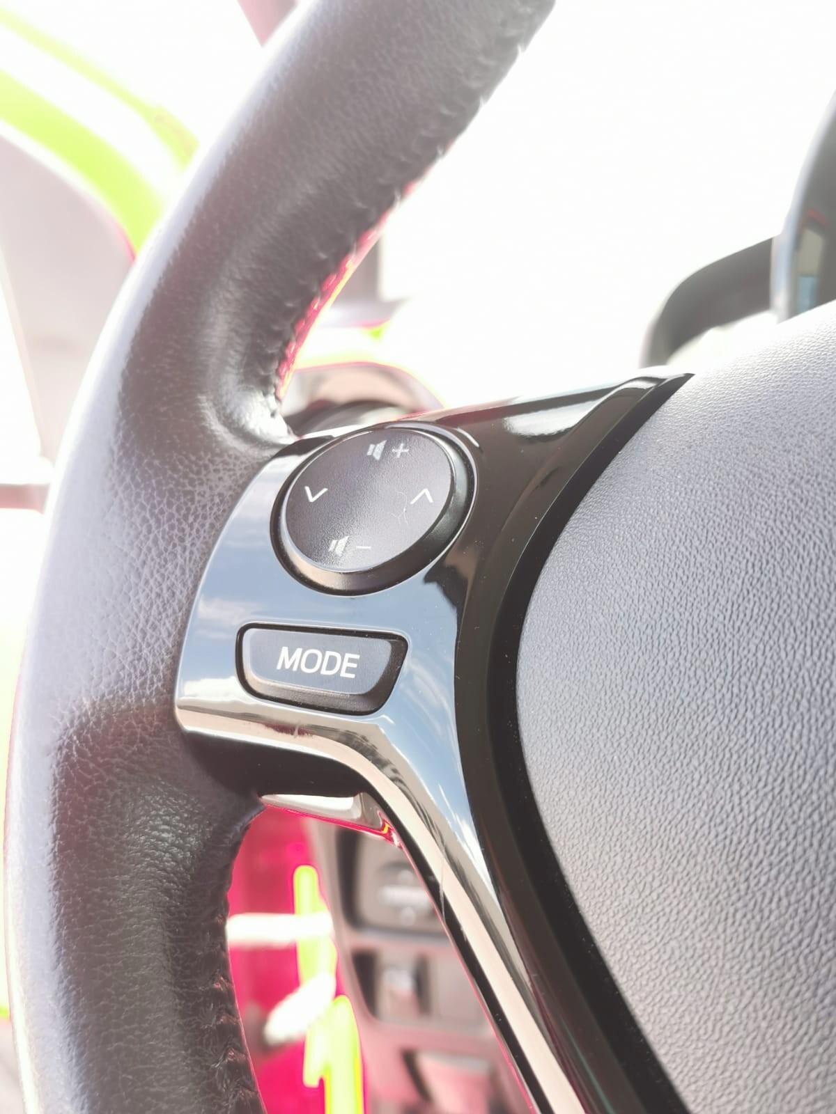 Toyota Aygo 1.0 VVT-i 69 CV 5P. x-cool 2014