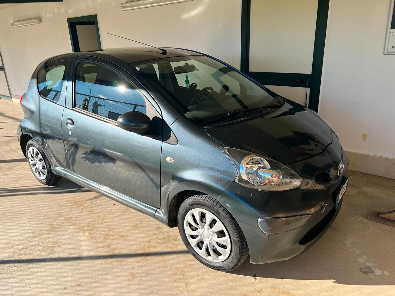 Toyota Aygo 1.0 12V VVT-i 3 porte Sol