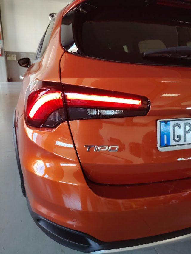 FIAT Tipo 1.6 Mjt S&S SW Cross
