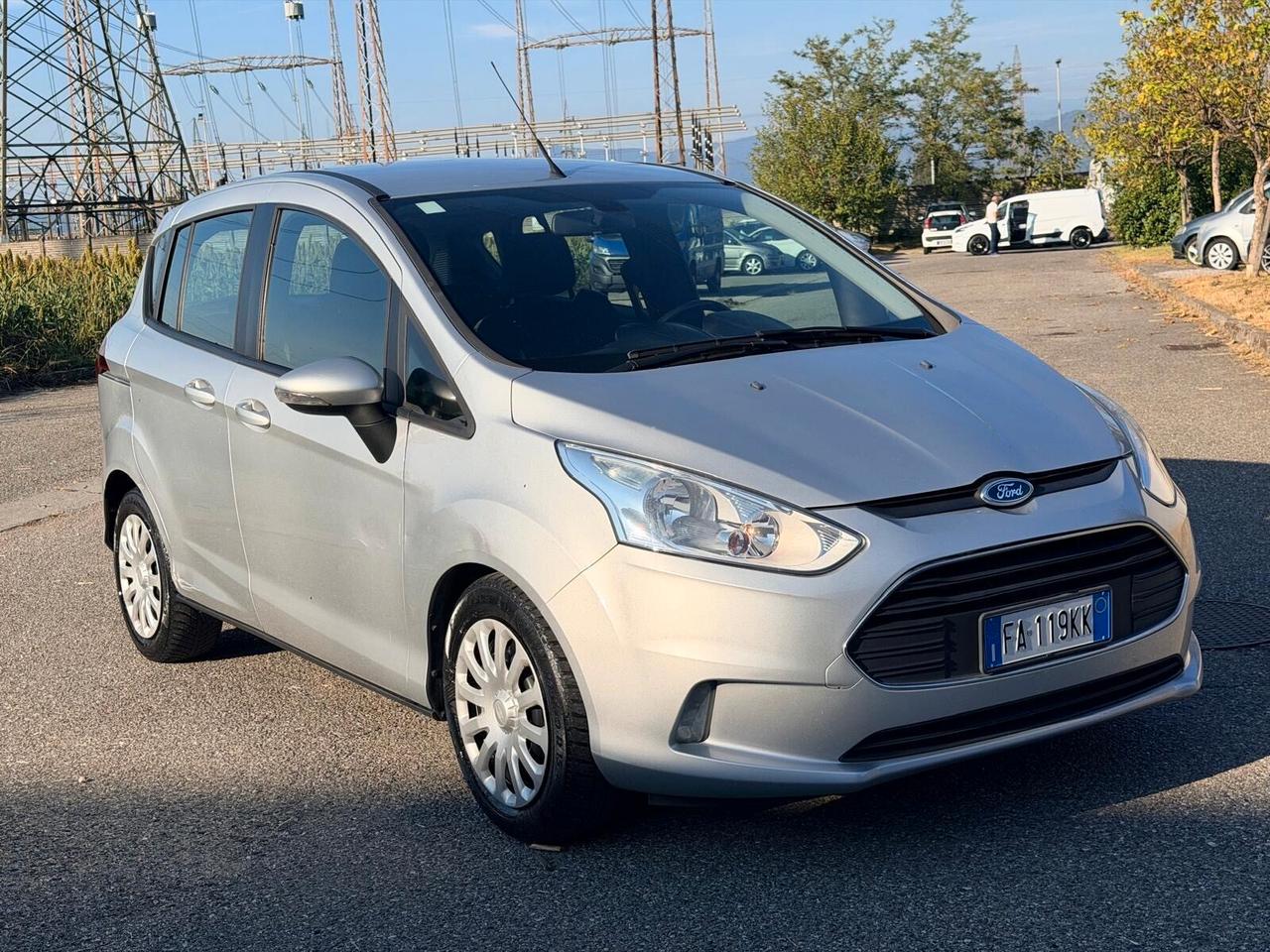 Ford B-Max 1.5 TDCi 75 CV Business Titanium