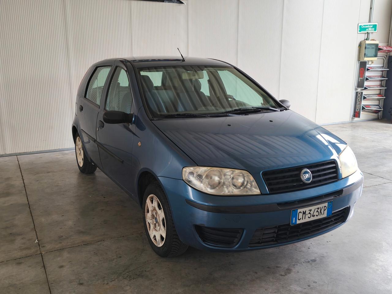 Fiat Punto 1.2i 5 porte