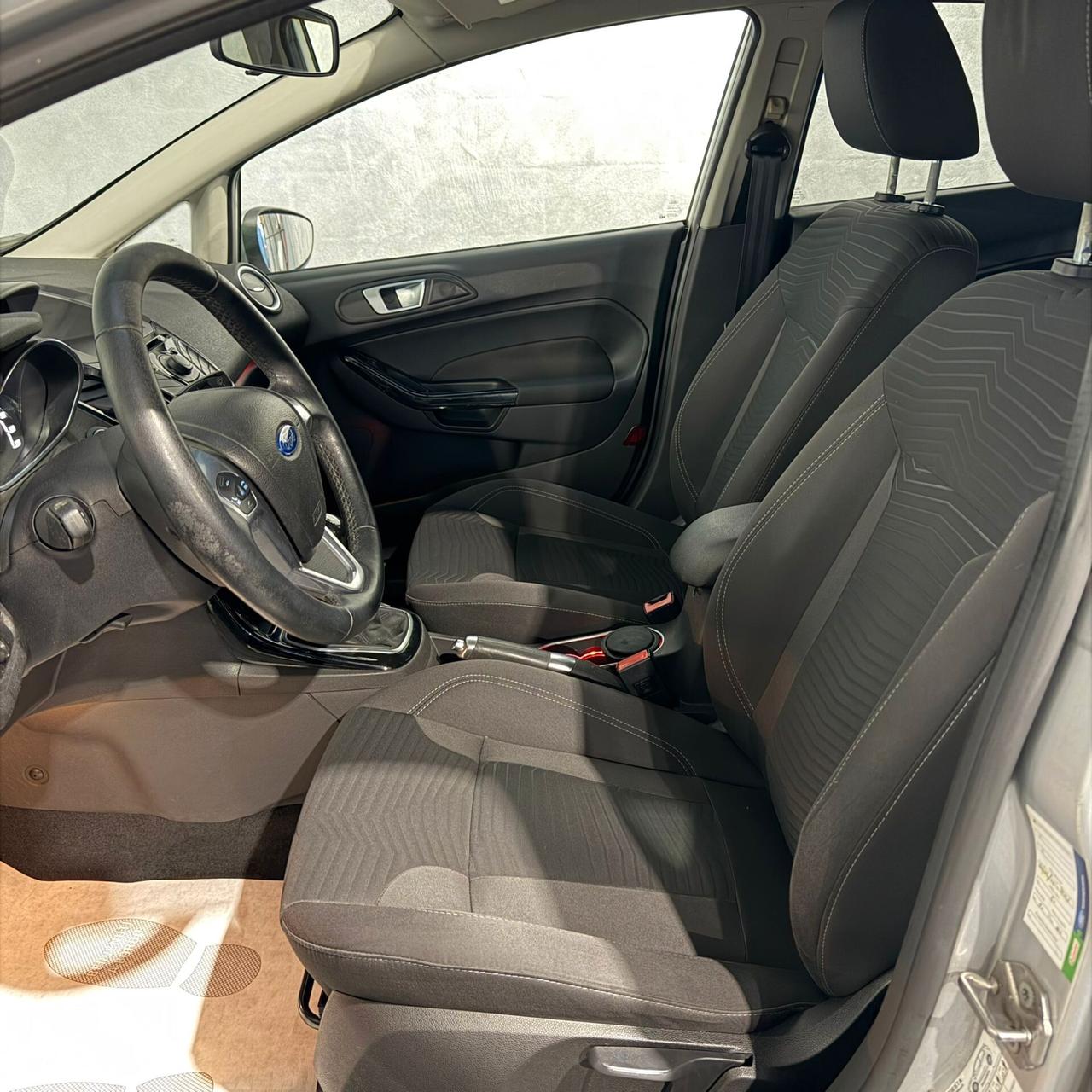 Ford Fiesta 1.5 TDCi 75CV 5 porte Titanium